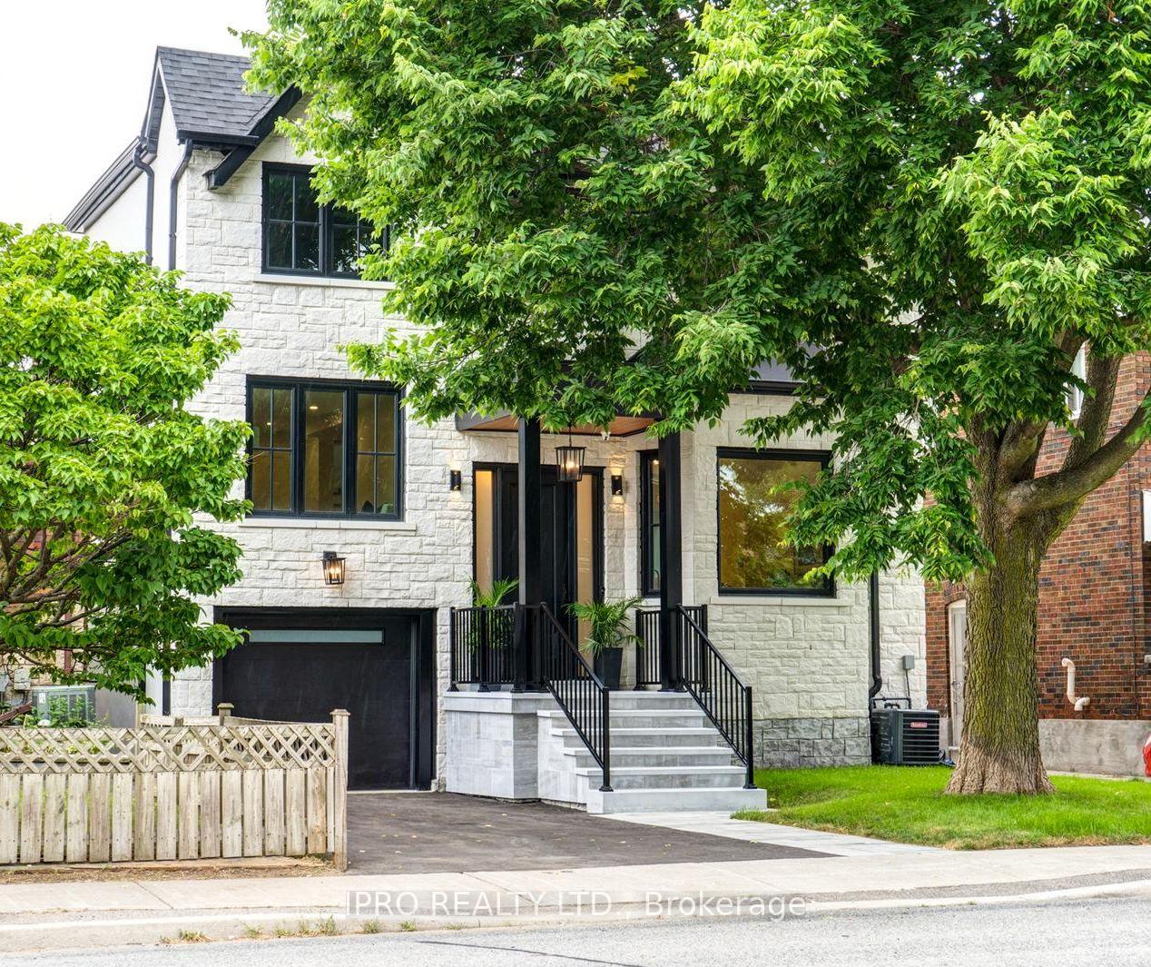 Photo 2 of 246 O'connor Drive, Toronto, East York — HOMEH