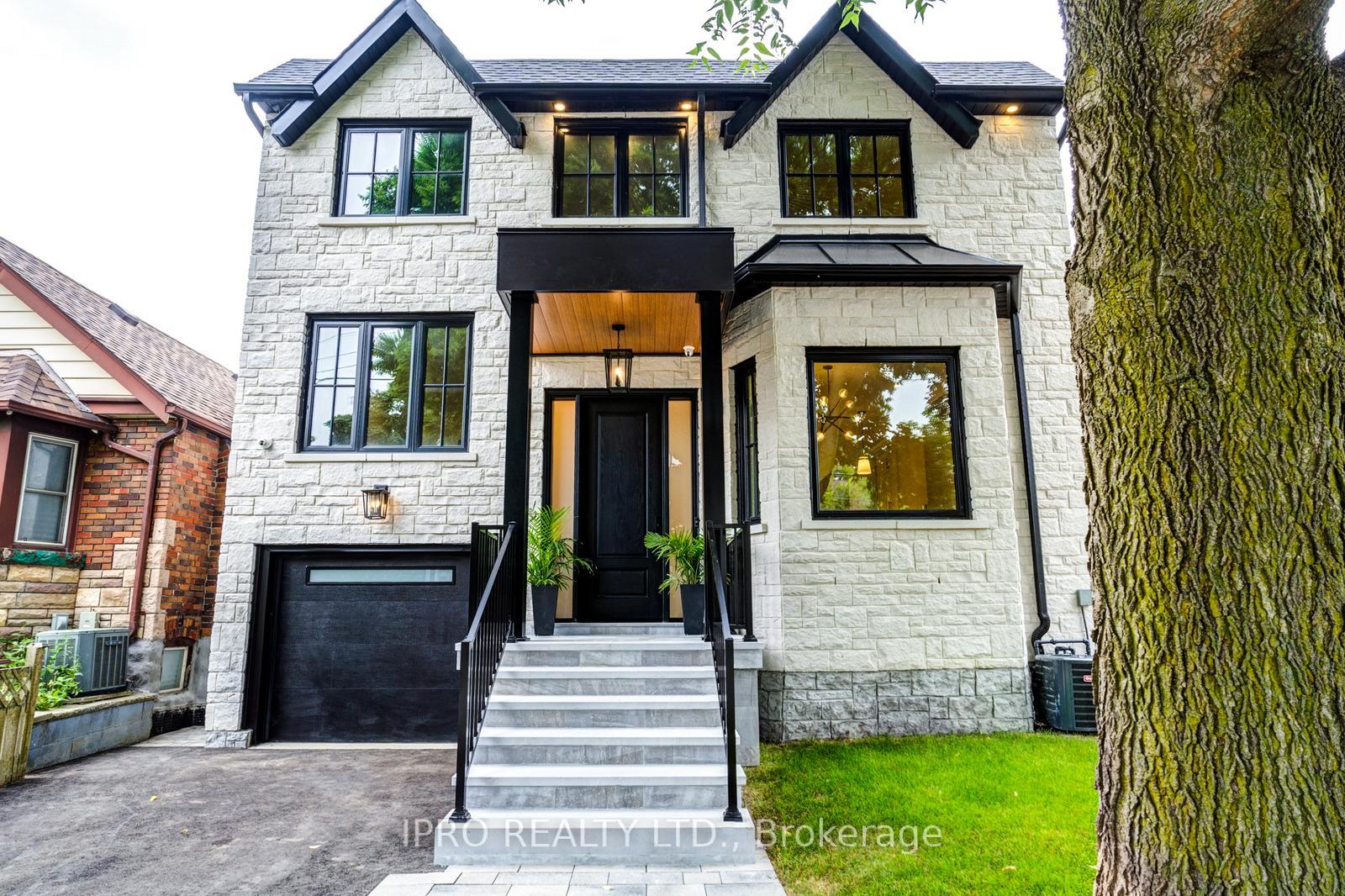 Photo 3 of 246 O'connor Drive, Toronto, East York — HOMEH