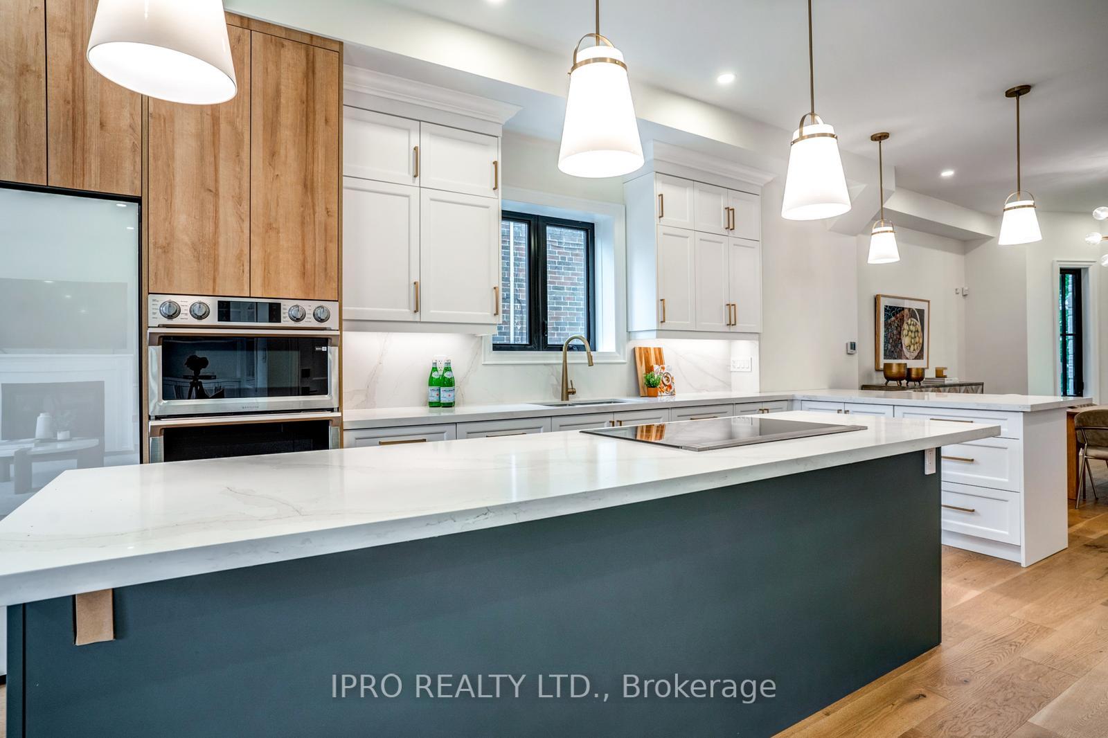 Photo 11 of 246 O'connor Drive, Toronto, East York — HOMEH