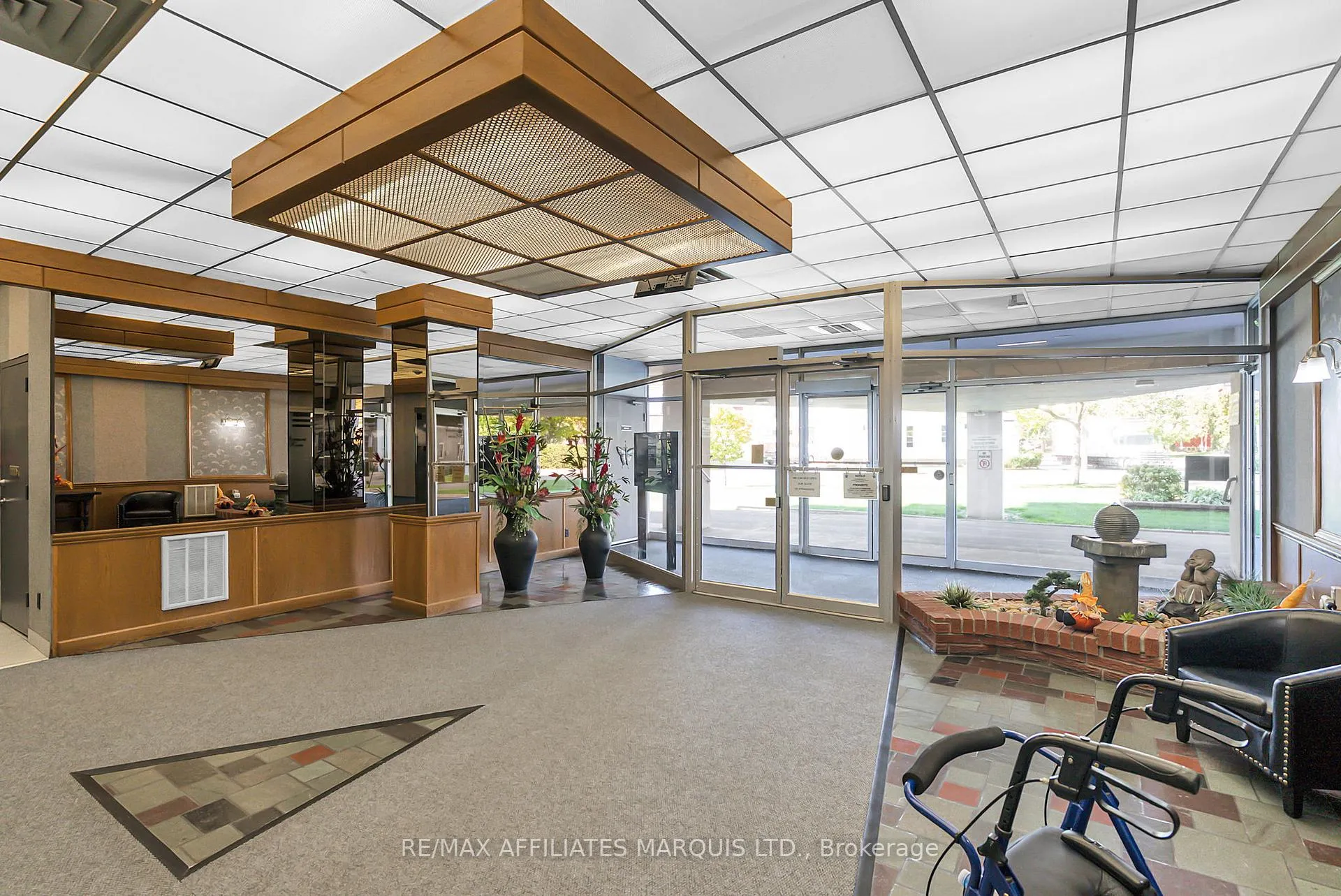 Photo 3 of Unit 302, 308 Second Street E, Cornwall — HOMEH