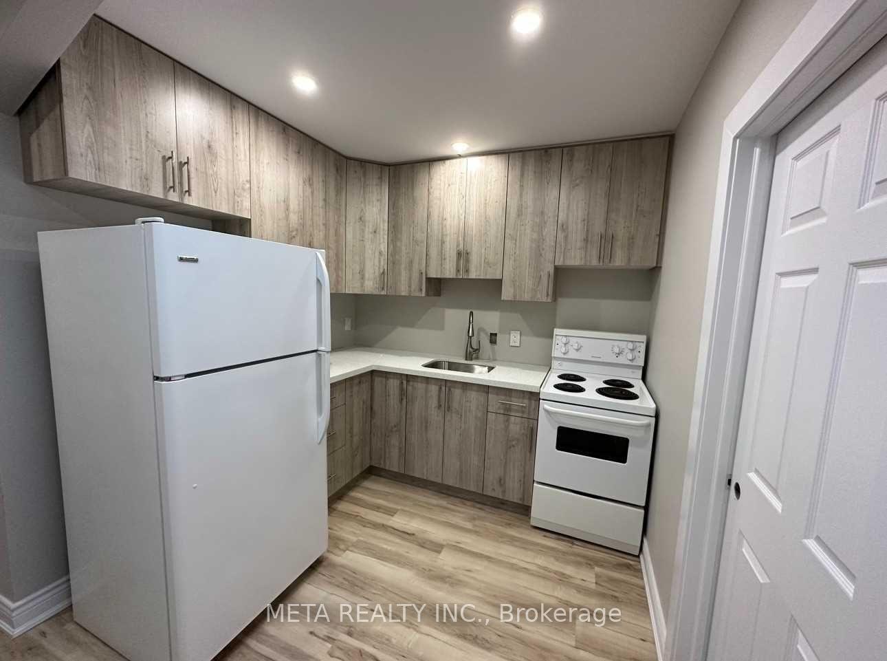 Photo 2 of Unit 2B, 1639 Eglinton Avenue W, Toronto, Oakwood Village — HOMEH
