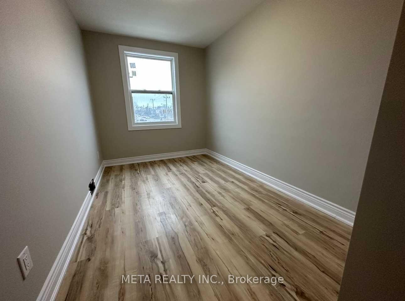 Photo 3 of Unit 2B, 1639 Eglinton Avenue W, Toronto, Oakwood Village — HOMEH