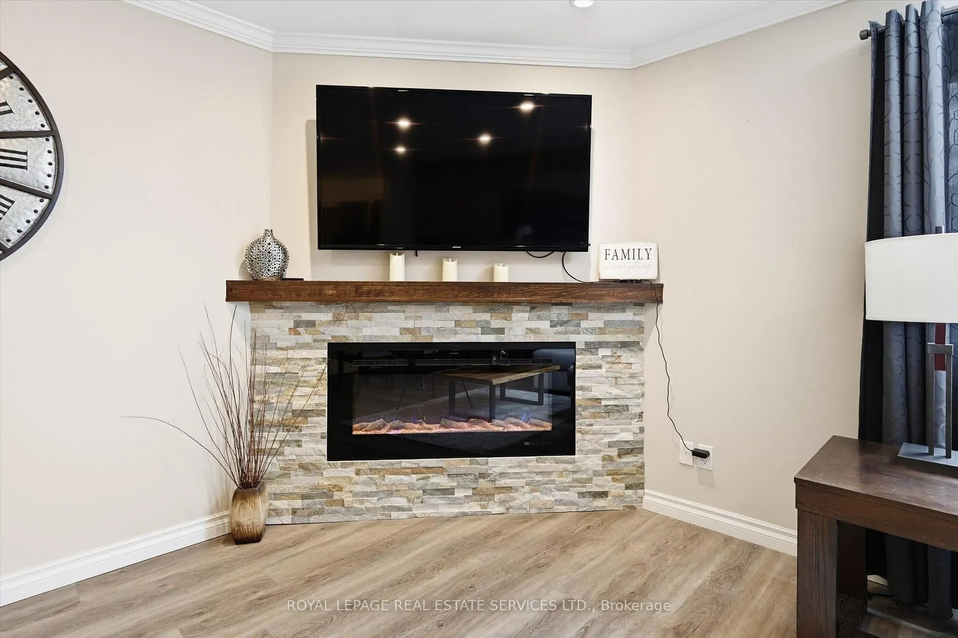 Photo 5 of Unit 51, 26 Moss Boulevard, Hamilton, Dundas — HOMEH