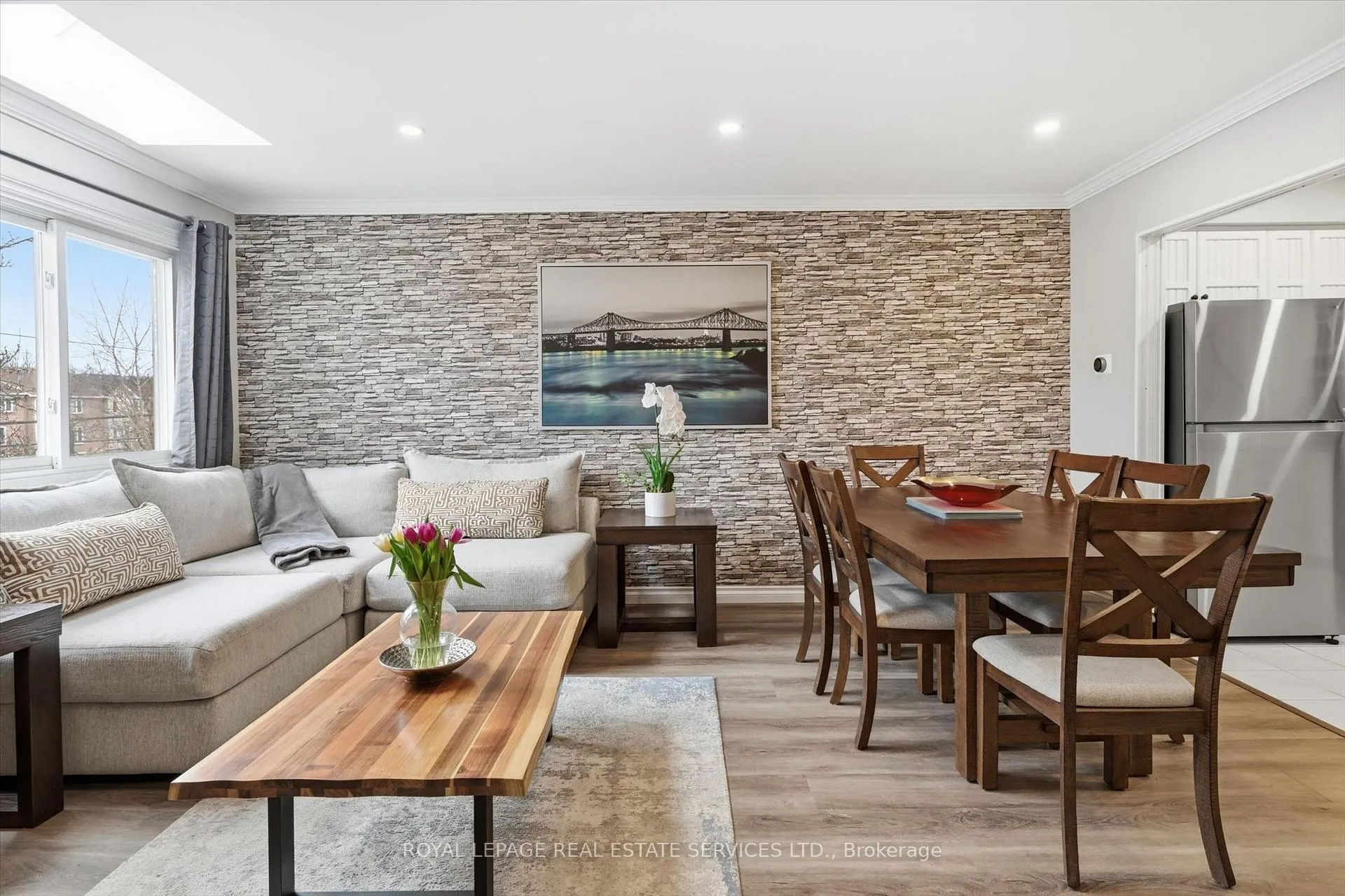 Photo 7 of Unit 51, 26 Moss Boulevard, Hamilton, Dundas — HOMEH