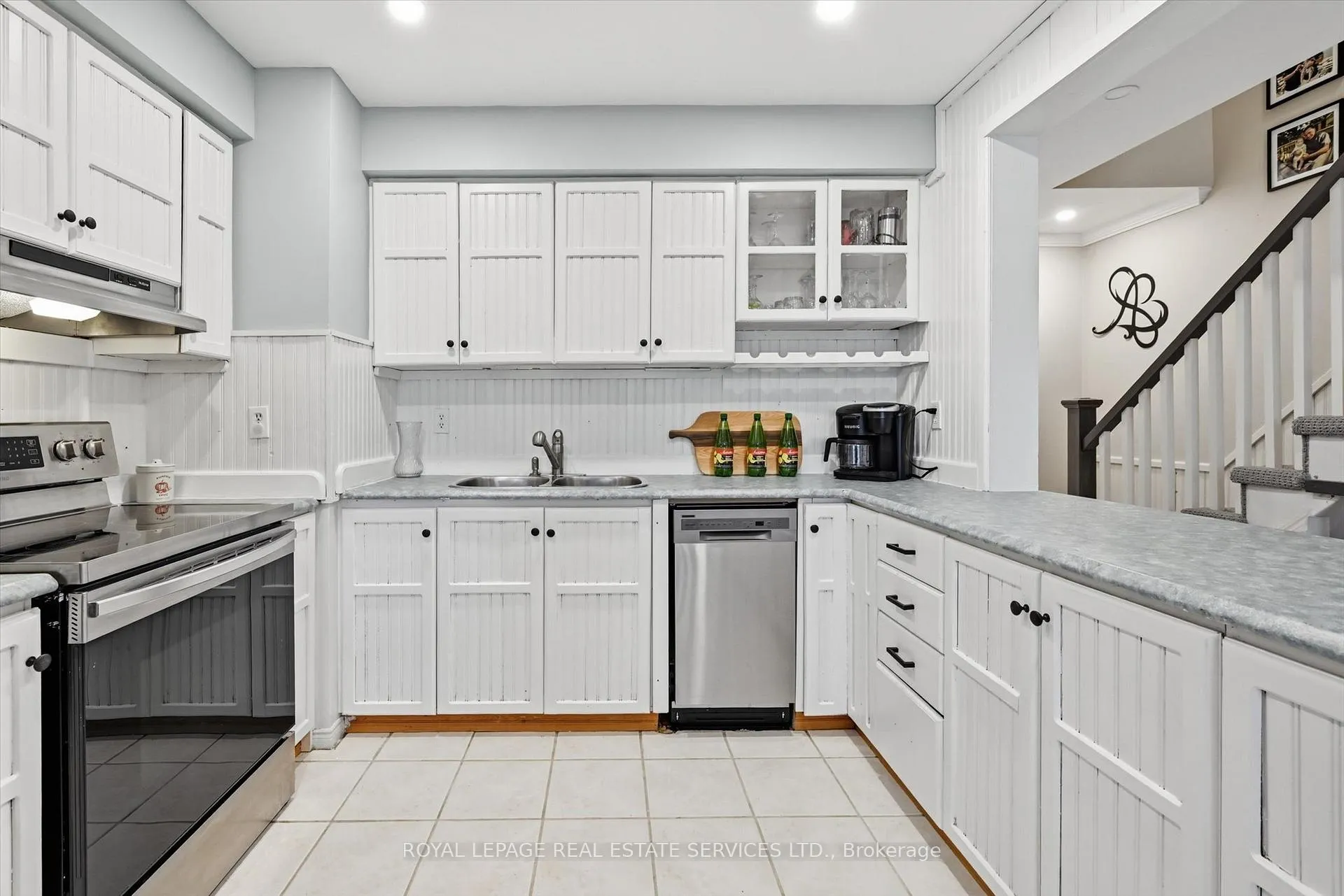 Photo 12 of Unit 51, 26 Moss Boulevard, Hamilton, Dundas — HOMEH