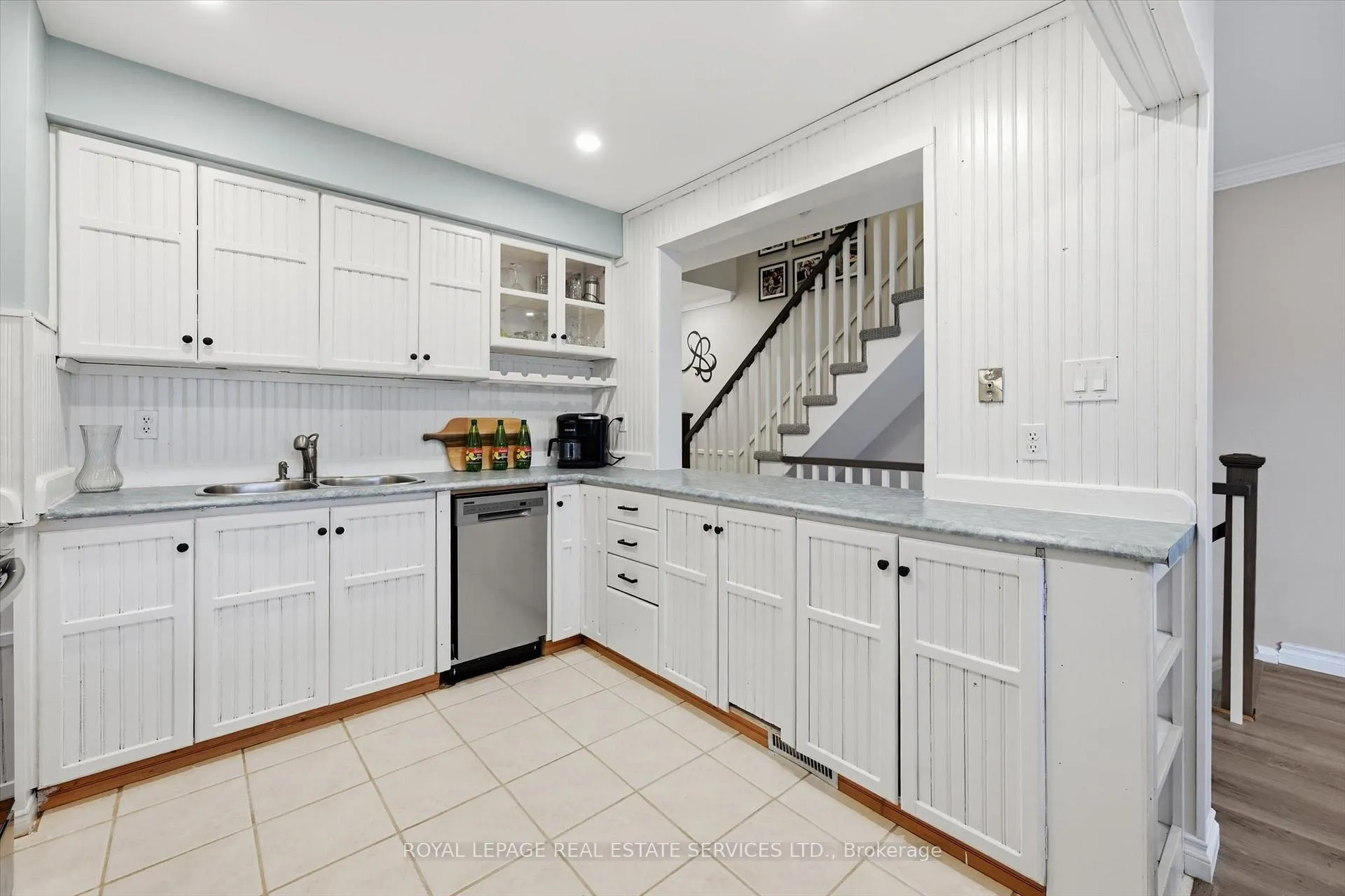 Photo 13 of Unit 51, 26 Moss Boulevard, Hamilton, Dundas — HOMEH