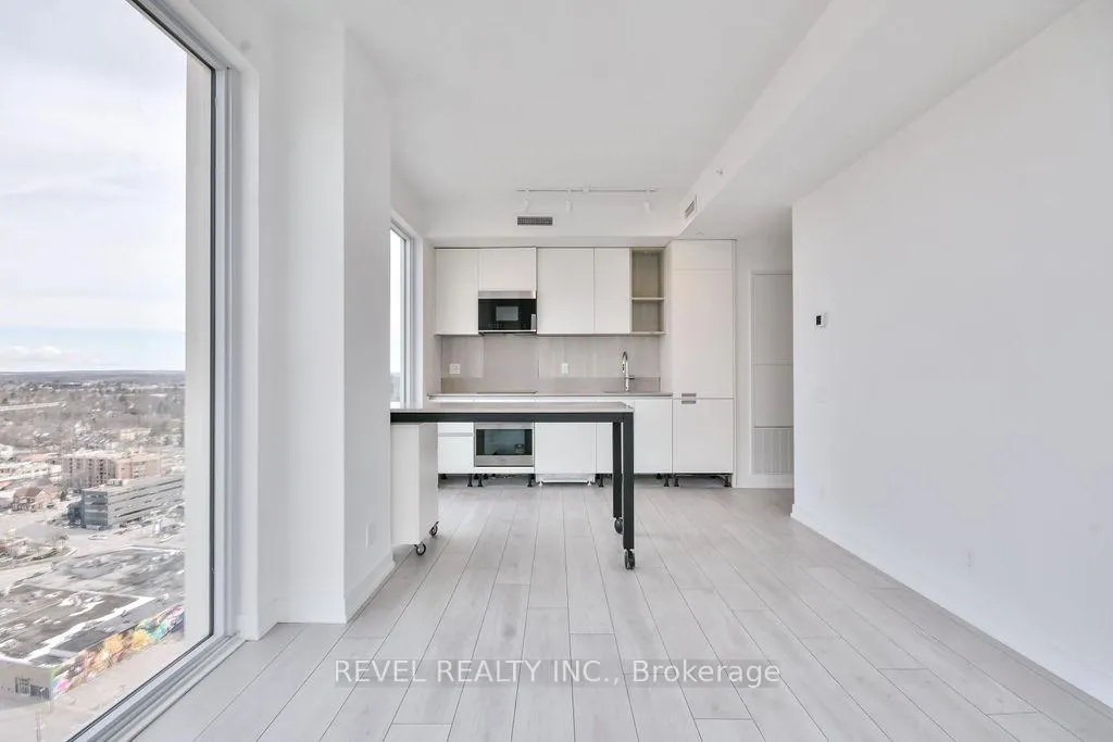Photo 11 of Unit 2502, 39 Mary Street, Barrie, City Centre — HOMEH