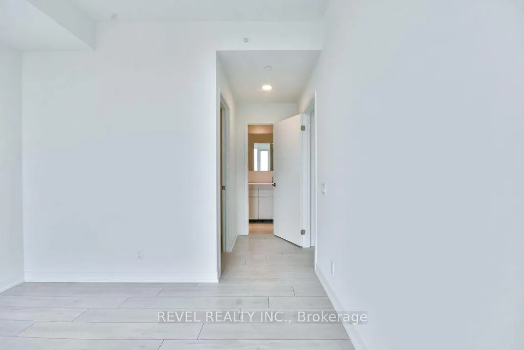 Photo 20 of Unit 2502, 39 Mary Street, Barrie, City Centre — HOMEH