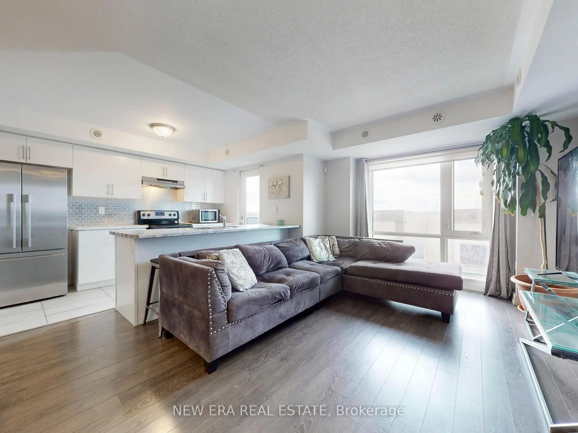 Photo 2 of Unit 12, 100 Dufay Road, Brampton, Northwest Brampton — HOMEH