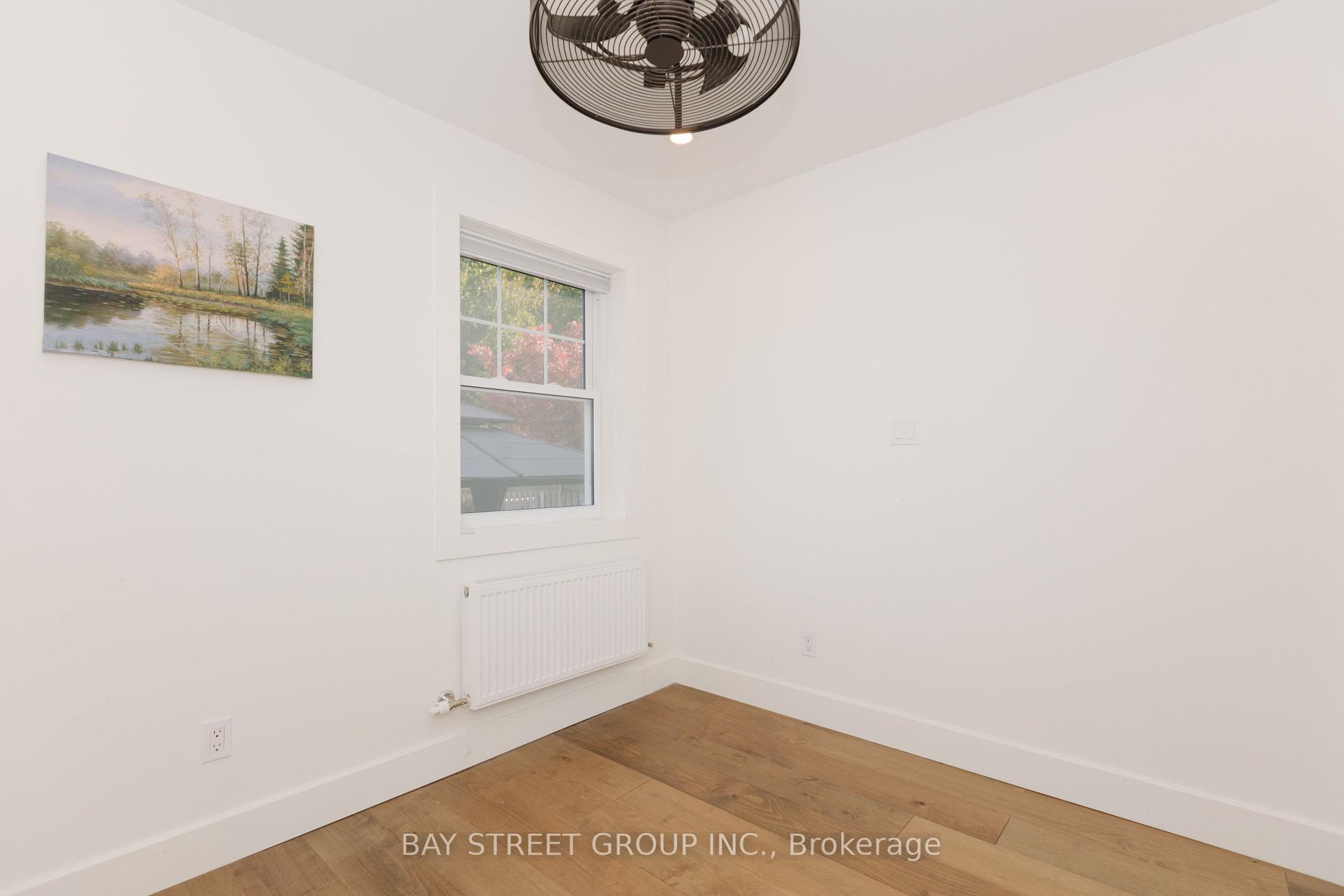 Photo 13 of 111 Frankdale Avenue E, Toronto, Danforth Village-East York — HOMEH