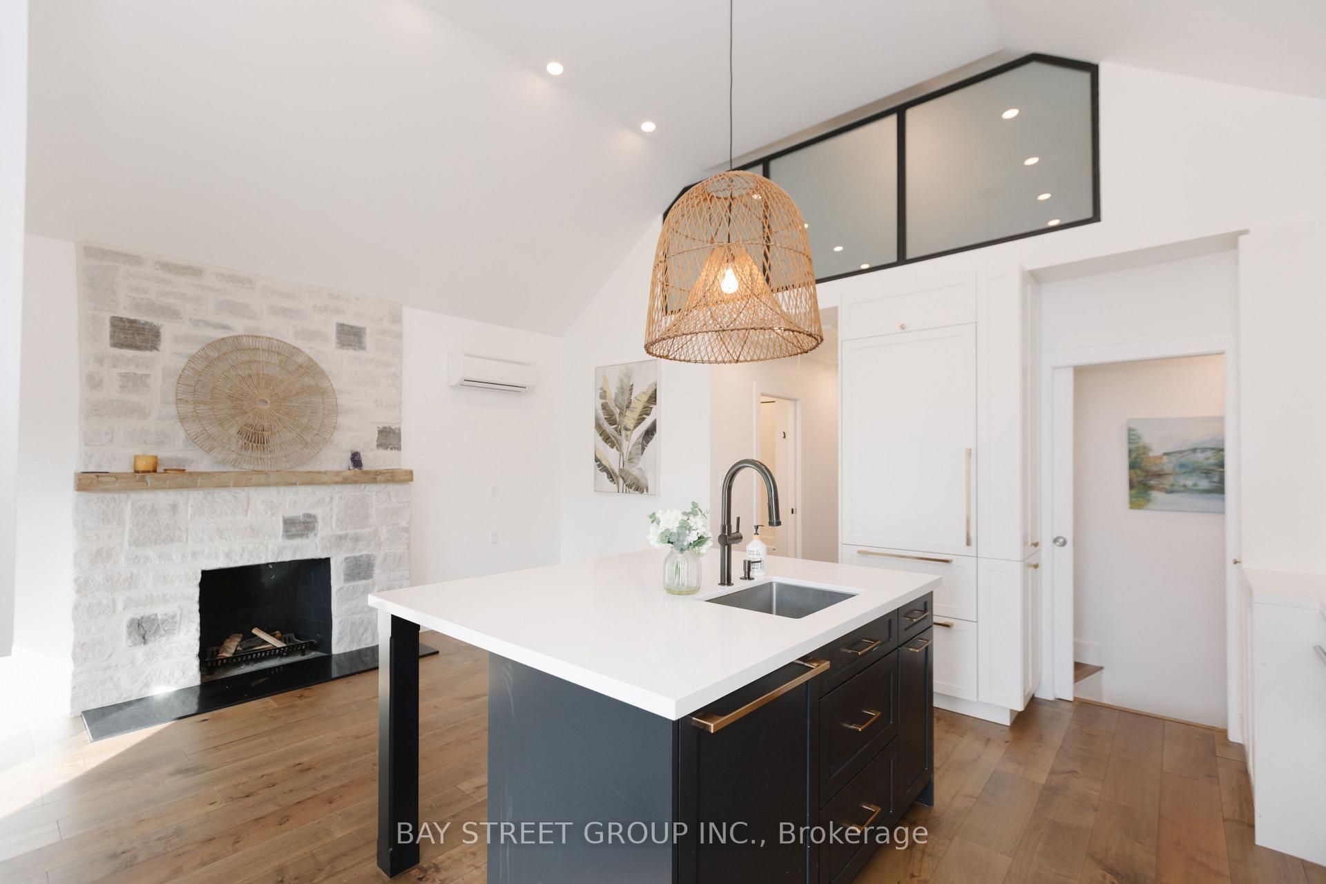 Photo 18 of 111 Frankdale Avenue E, Toronto, Danforth Village-East York — HOMEH