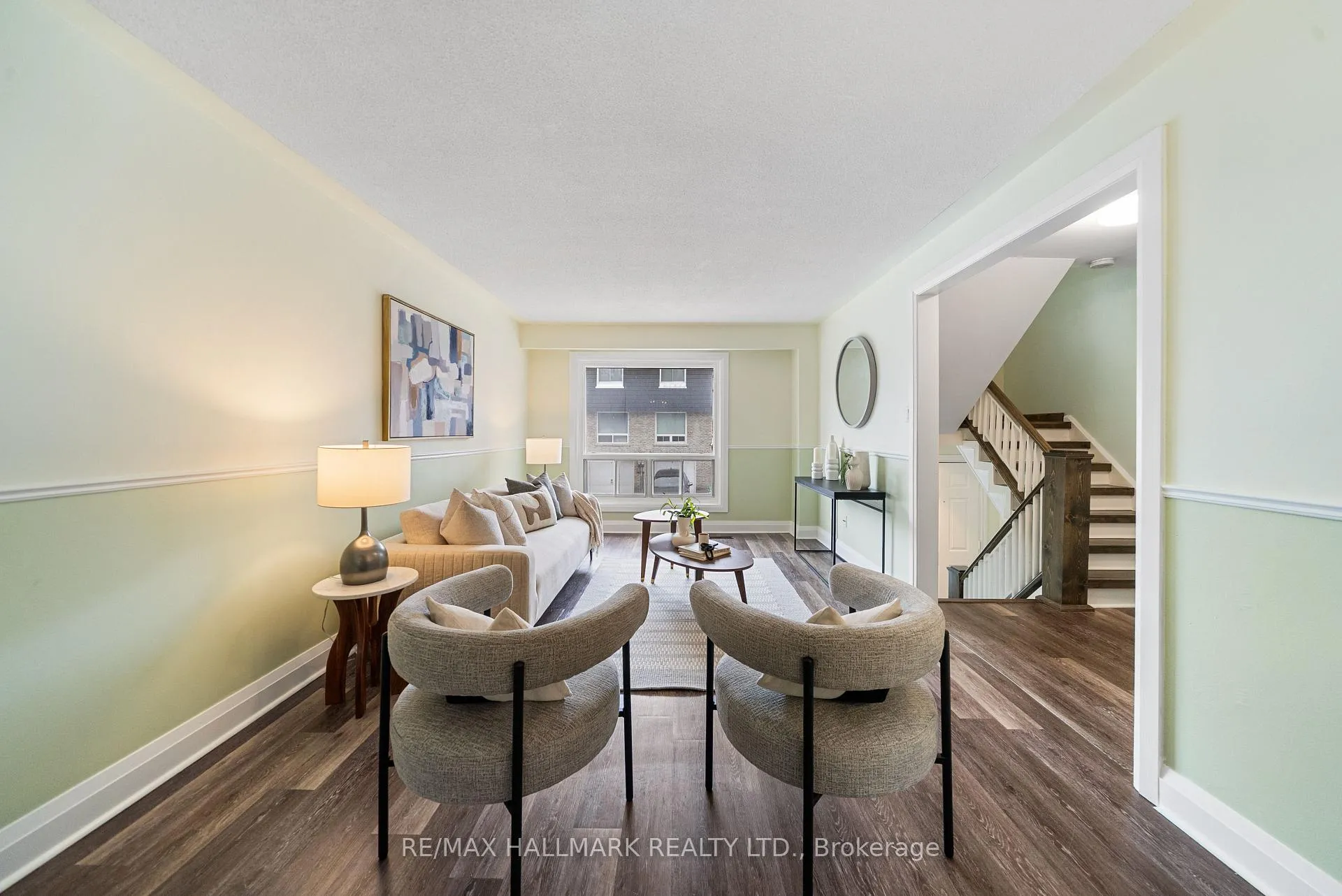 Photo 4 of 11 Tangle Briar Way, North York, Bayview Village — HOMEH
