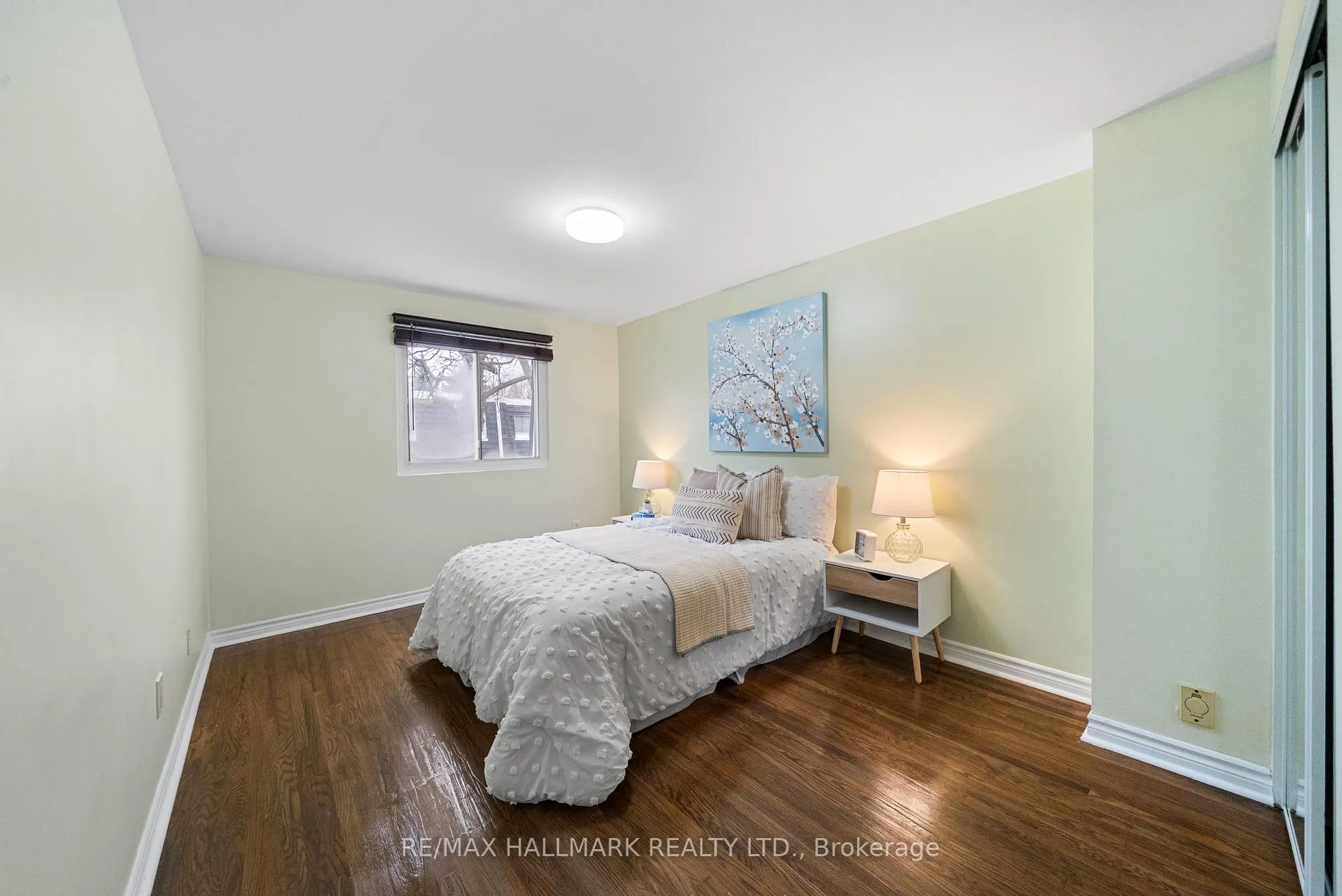 Photo 17 of 11 Tangle Briar Way, North York, Bayview Village — HOMEH
