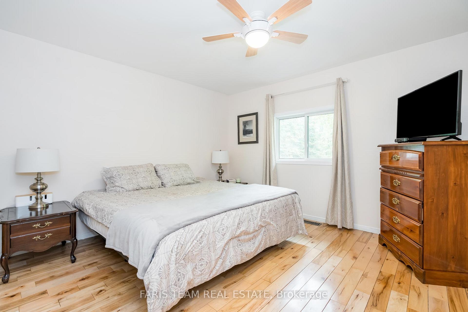 Photo 14 of 1474 Champlain Road, Tiny, Rural Tiny — HOMEH