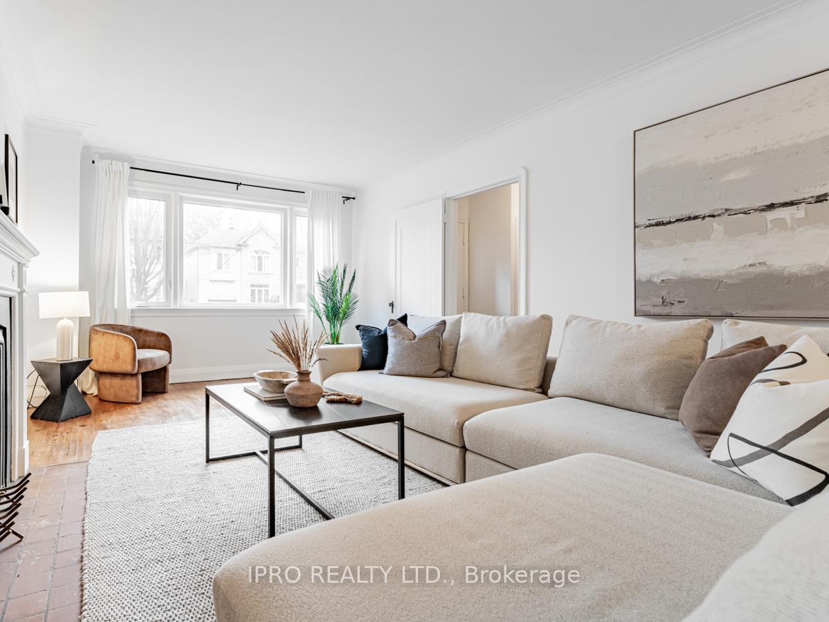 Photo 4 of 16 Elswick Road, Toronto, O'Connor-Parkview — HOMEH