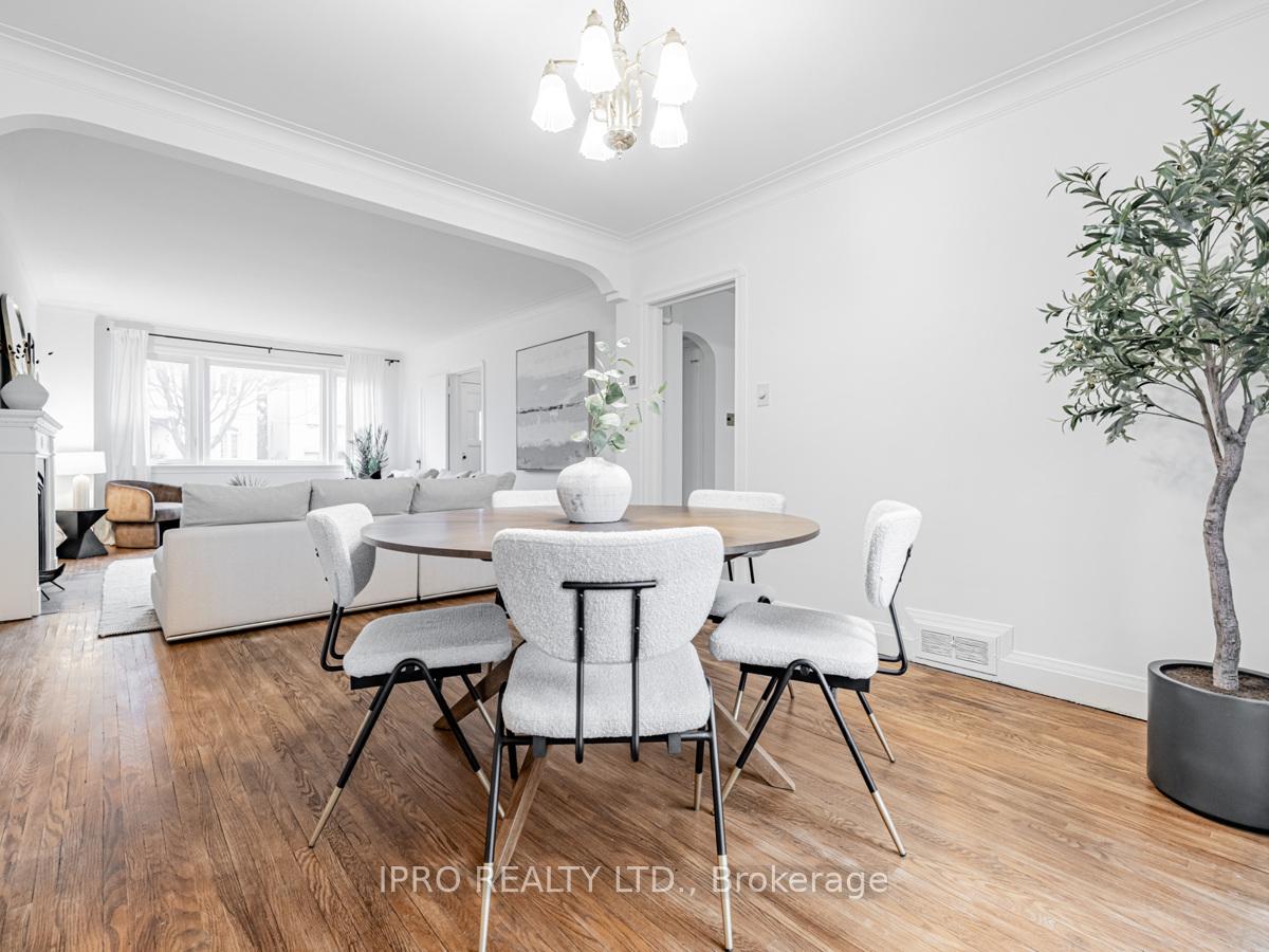 Photo 9 of 16 Elswick Road, Toronto, O'Connor-Parkview — HOMEH