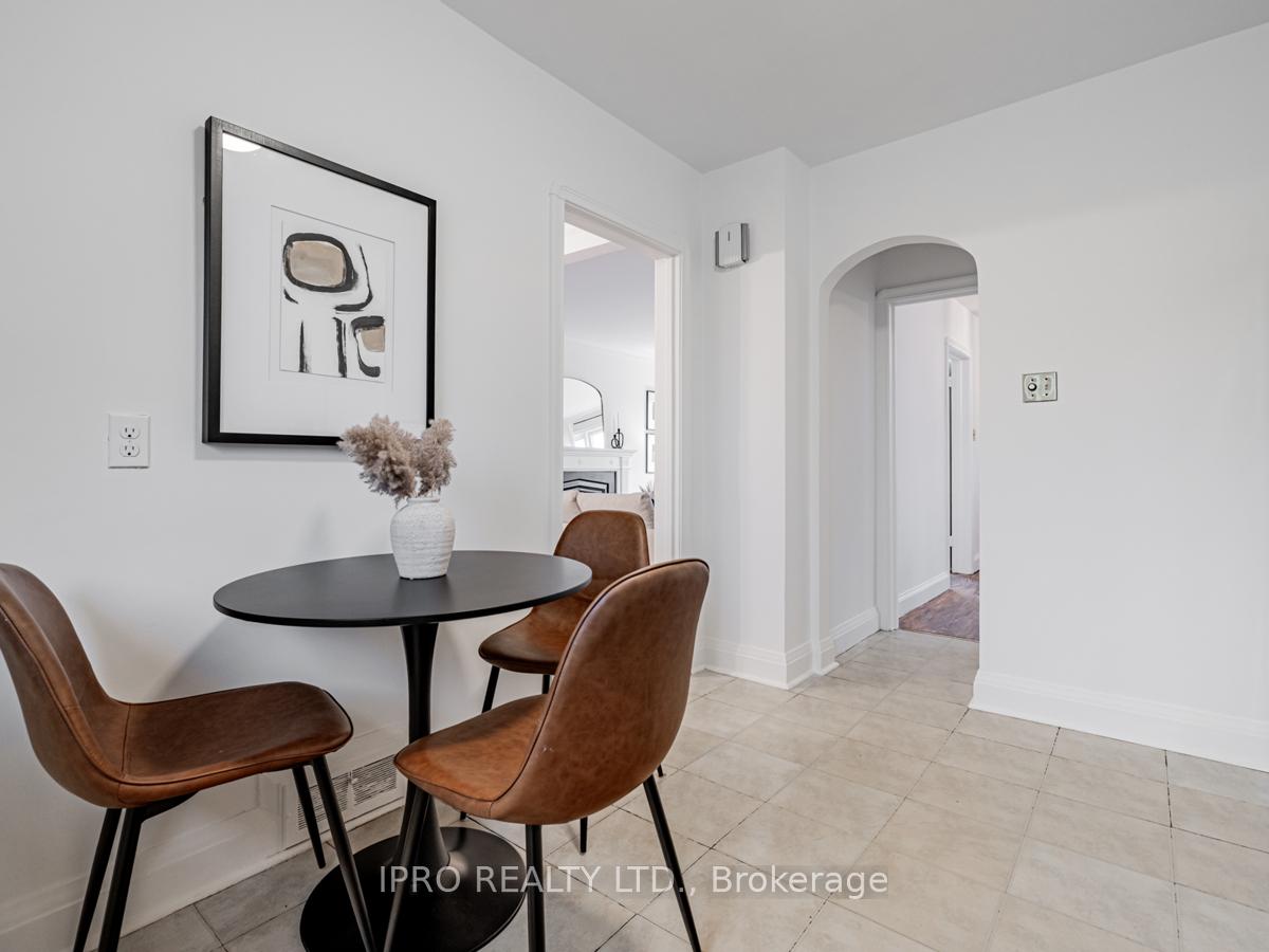 Photo 12 of 16 Elswick Road, Toronto, O'Connor-Parkview — HOMEH