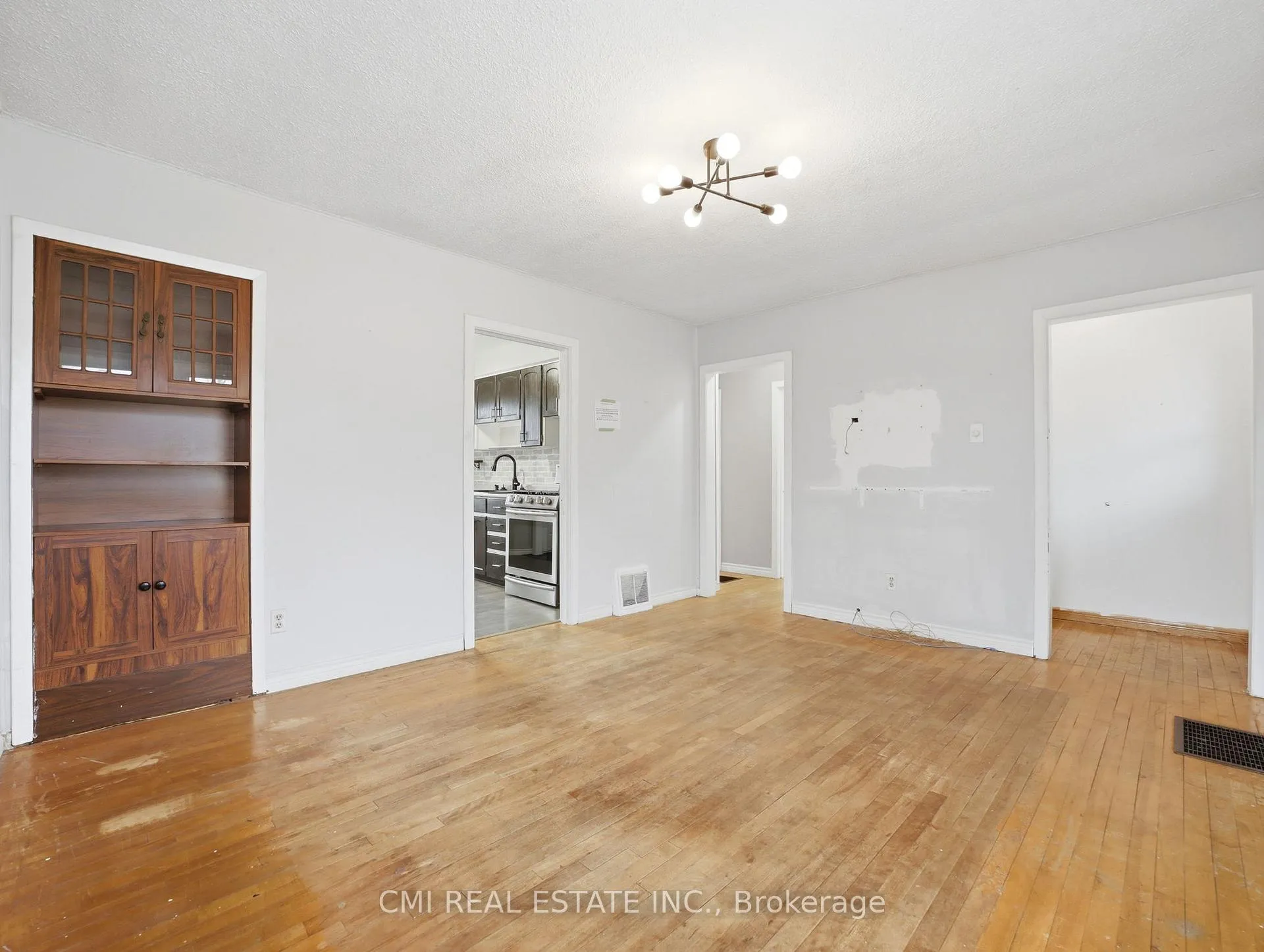 Photo 8 of 97 Stewart Avenue, Cambridge — HOMEH