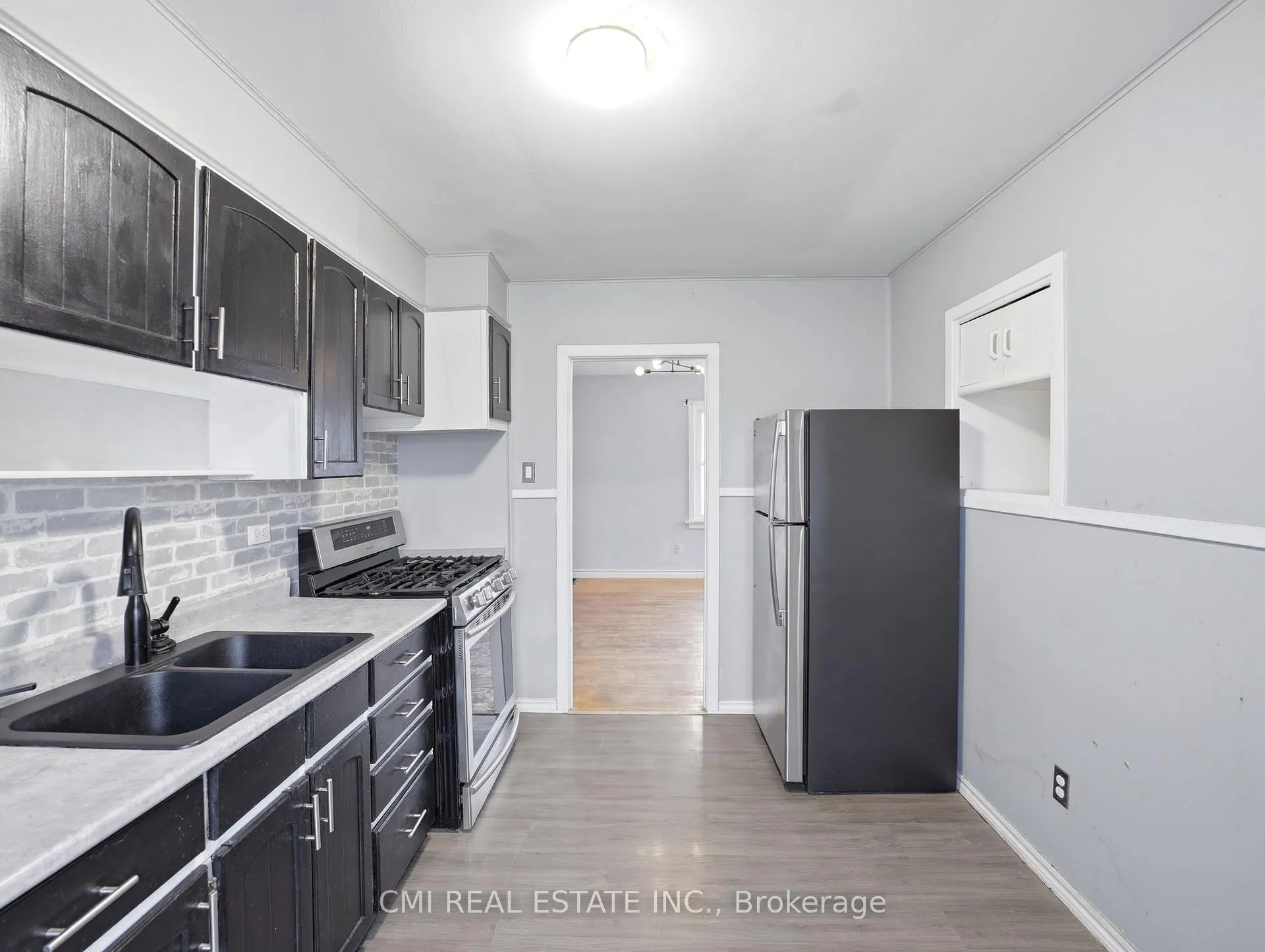 Photo 11 of 97 Stewart Avenue, Cambridge — HOMEH