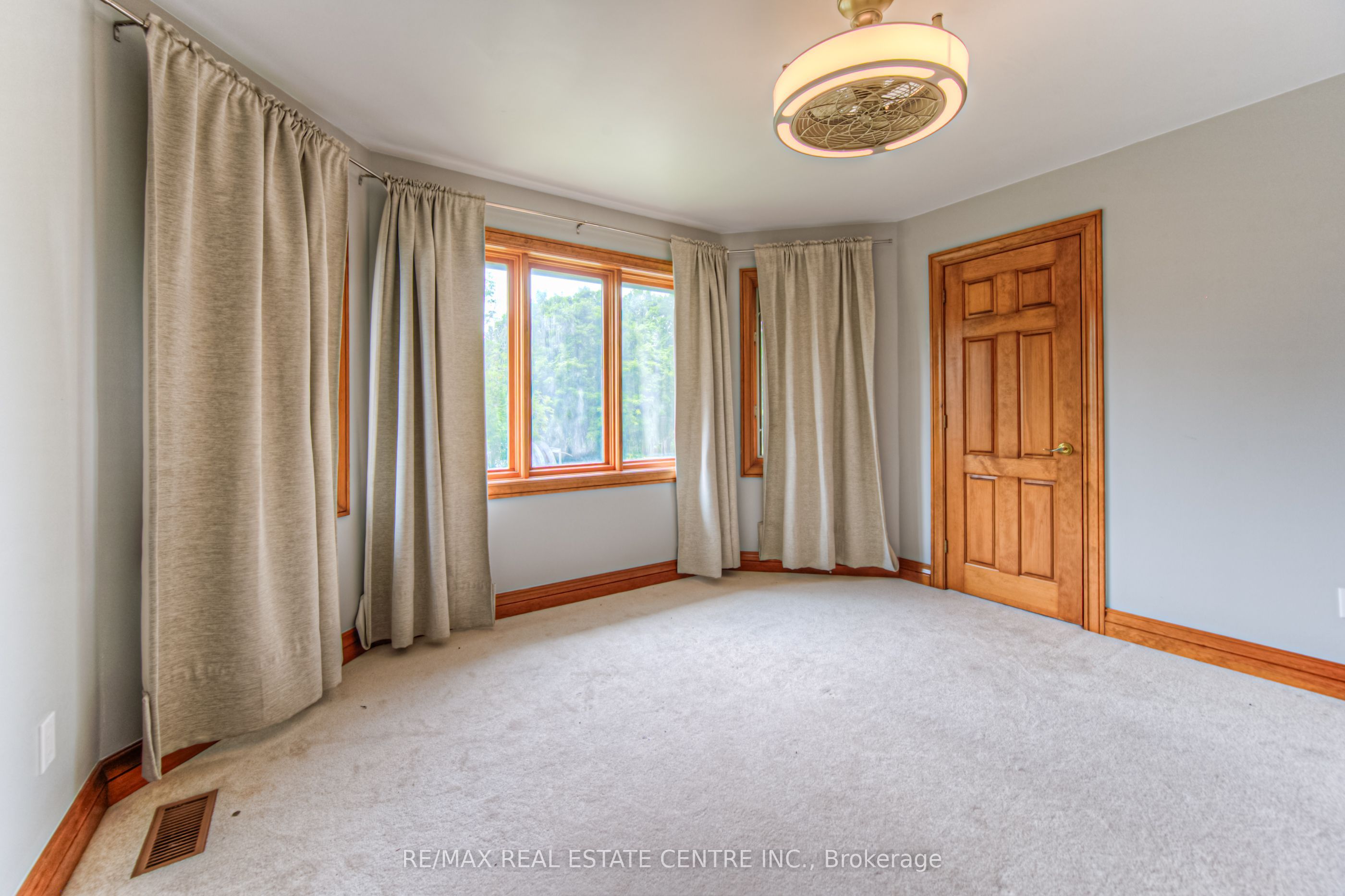 Photo 62 of 13215 Guelph Line, Milton, Rural Milton West — HOMEH