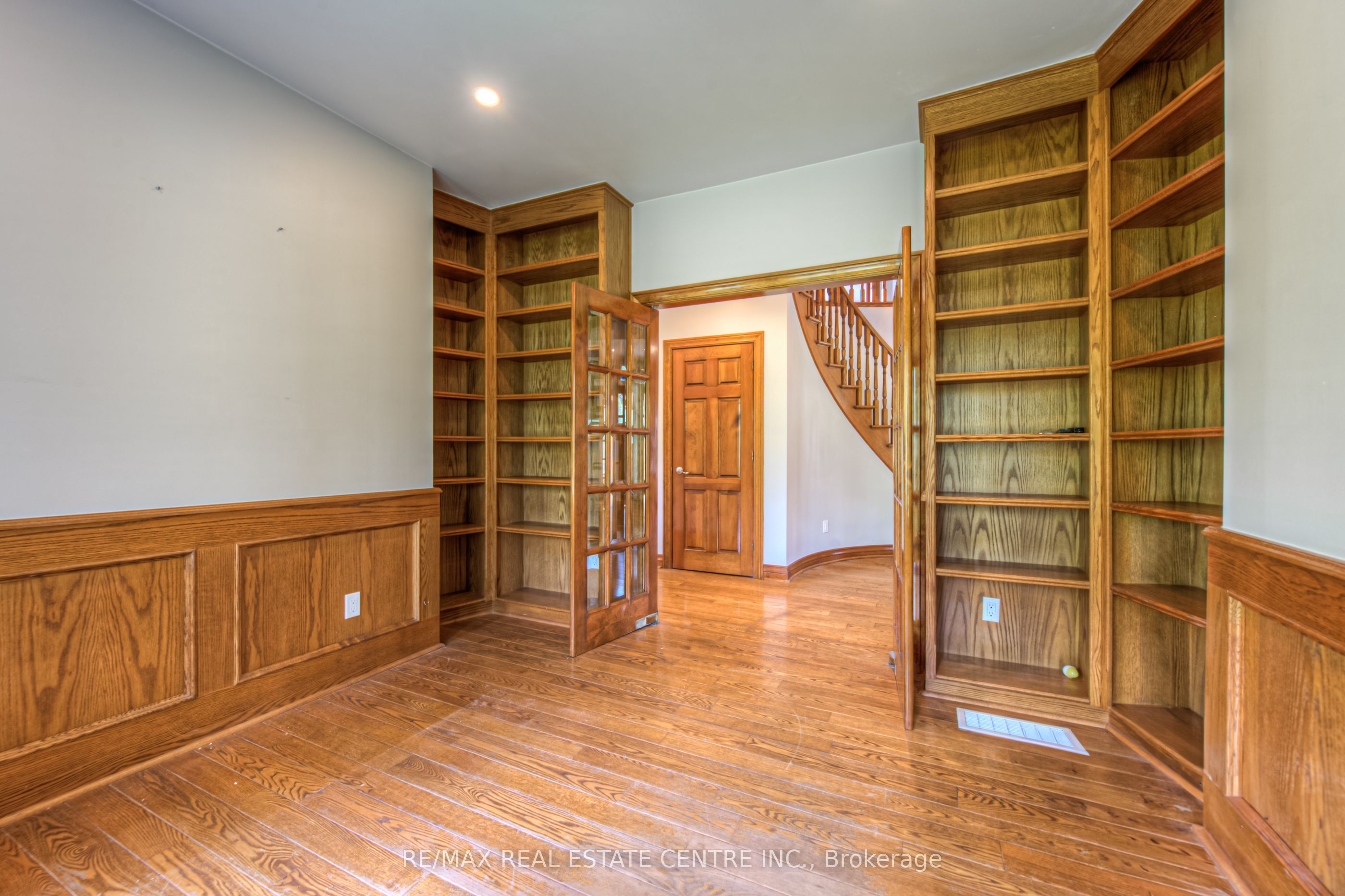 Photo 54 of 13215 Guelph Line, Milton, Rural Milton West — HOMEH