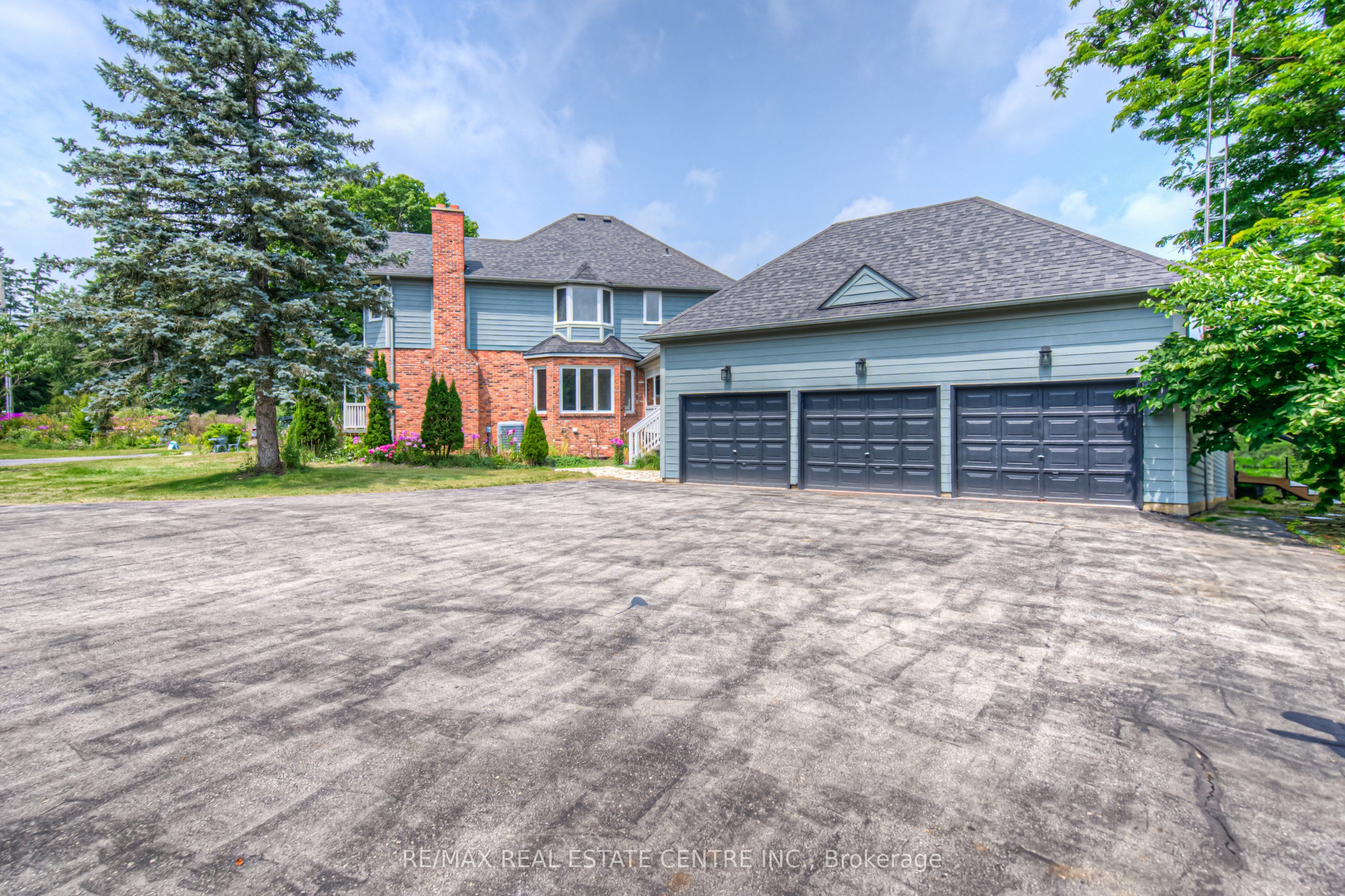 Photo 43 of 13215 Guelph Line, Milton, Rural Milton West — HOMEH