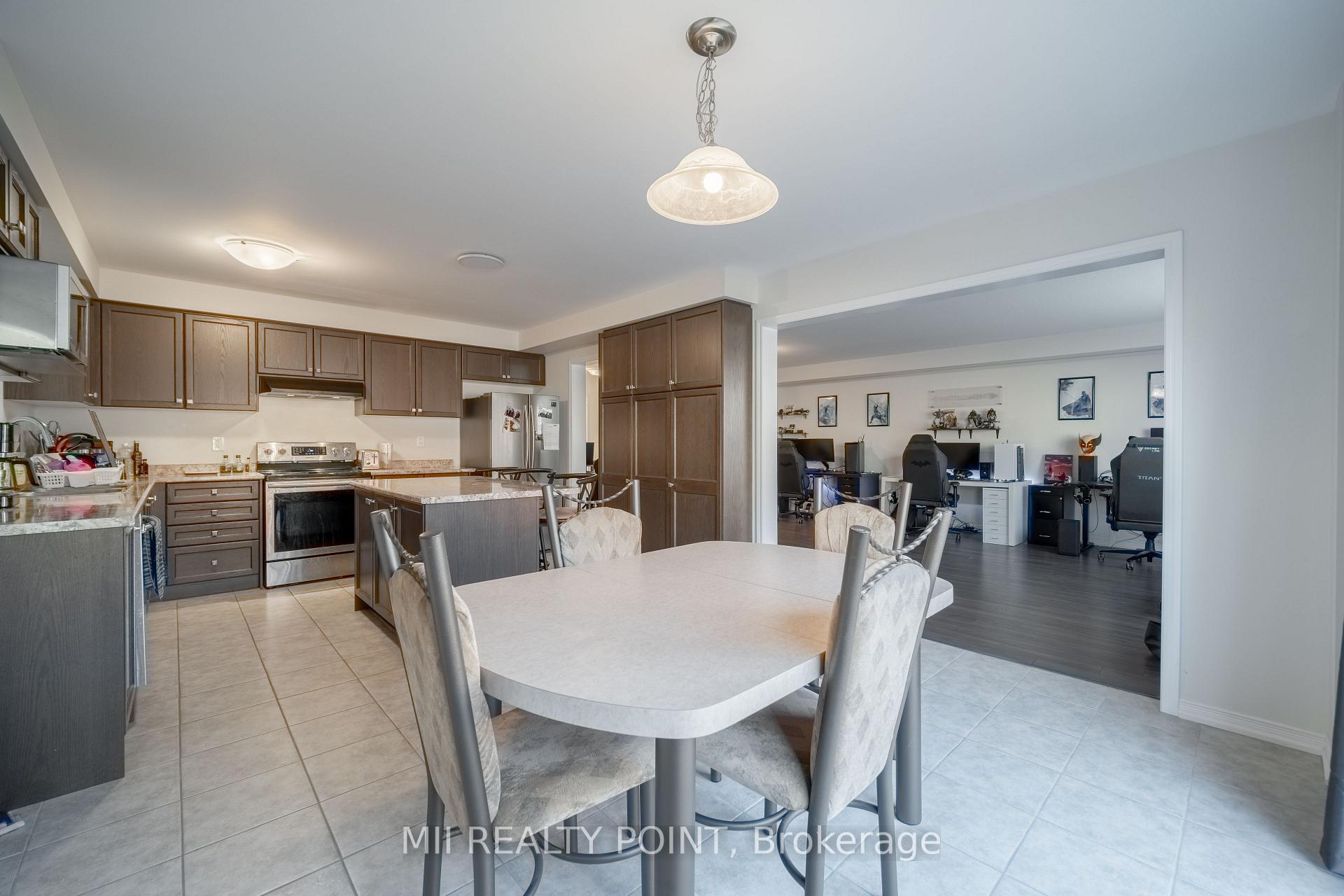 Photo 9 of 10 Alexandra Drive, Thorold, Hurricane/Merrittville — HOMEH