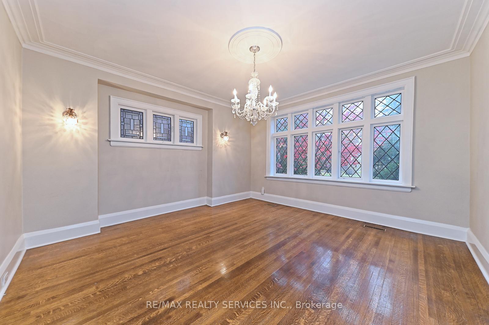 Photo 4 of 605 Spadina Road, Toronto, Forest Hill South — HOMEH