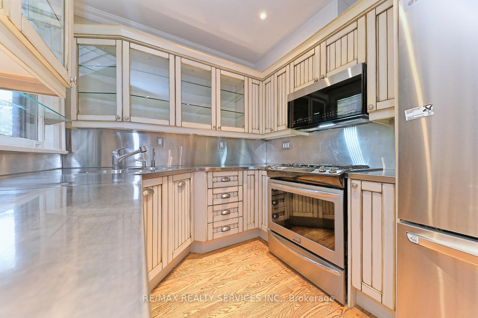 Photo 11 of 605 Spadina Road, Toronto, Forest Hill South — HOMEH