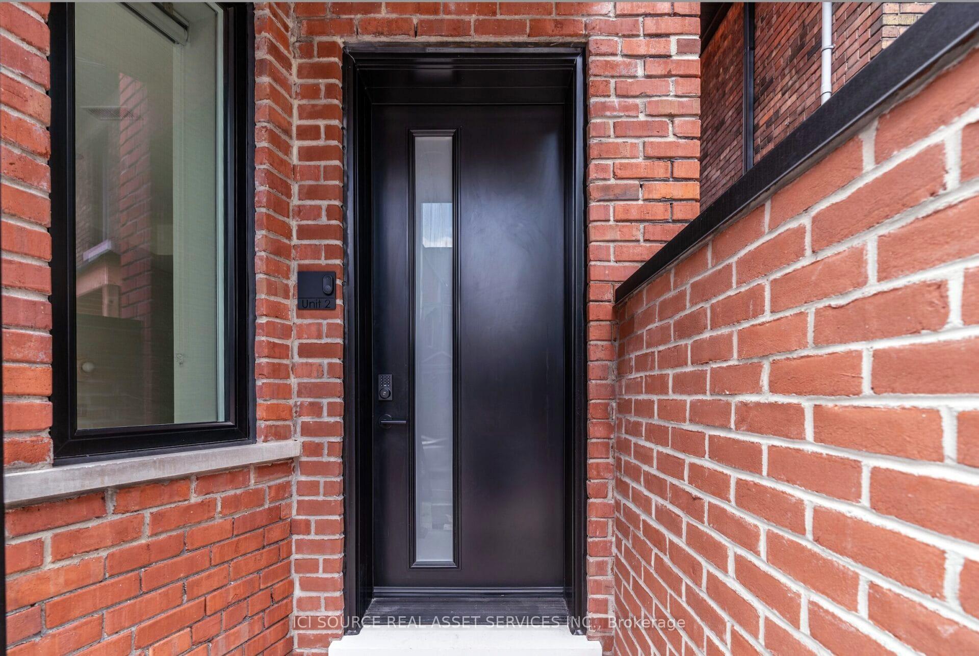 Photo 5 of Unit 2, 328 Shaw Street, Toronto, Trinity-Bellwoods — HOMEH