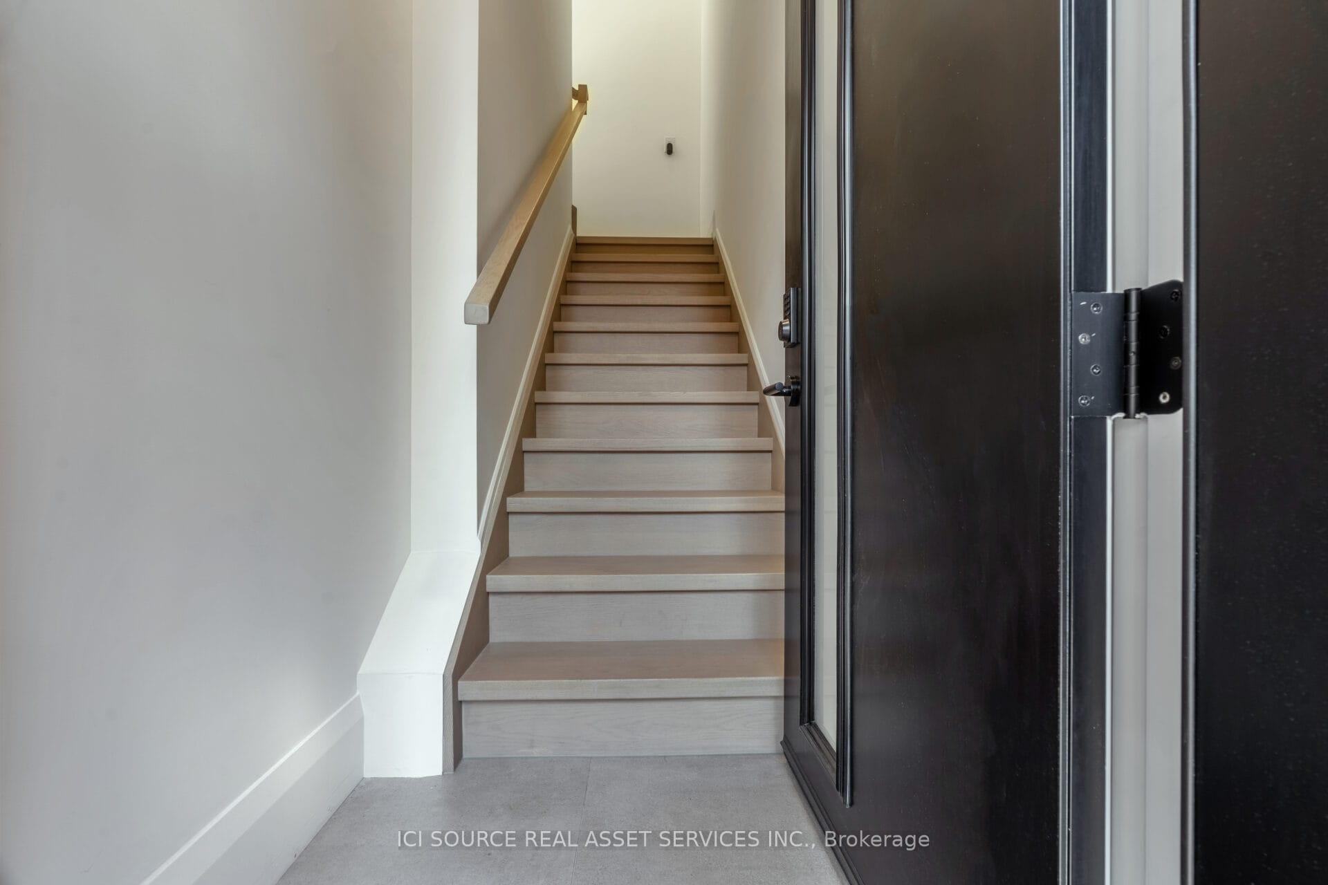 Photo 6 of Unit 2, 328 Shaw Street, Toronto, Trinity-Bellwoods — HOMEH