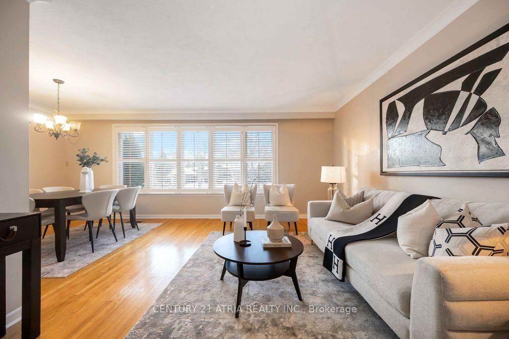 Photo 1 of 39 Amberdale Drive, Scarborough, Bendale — HOMEH