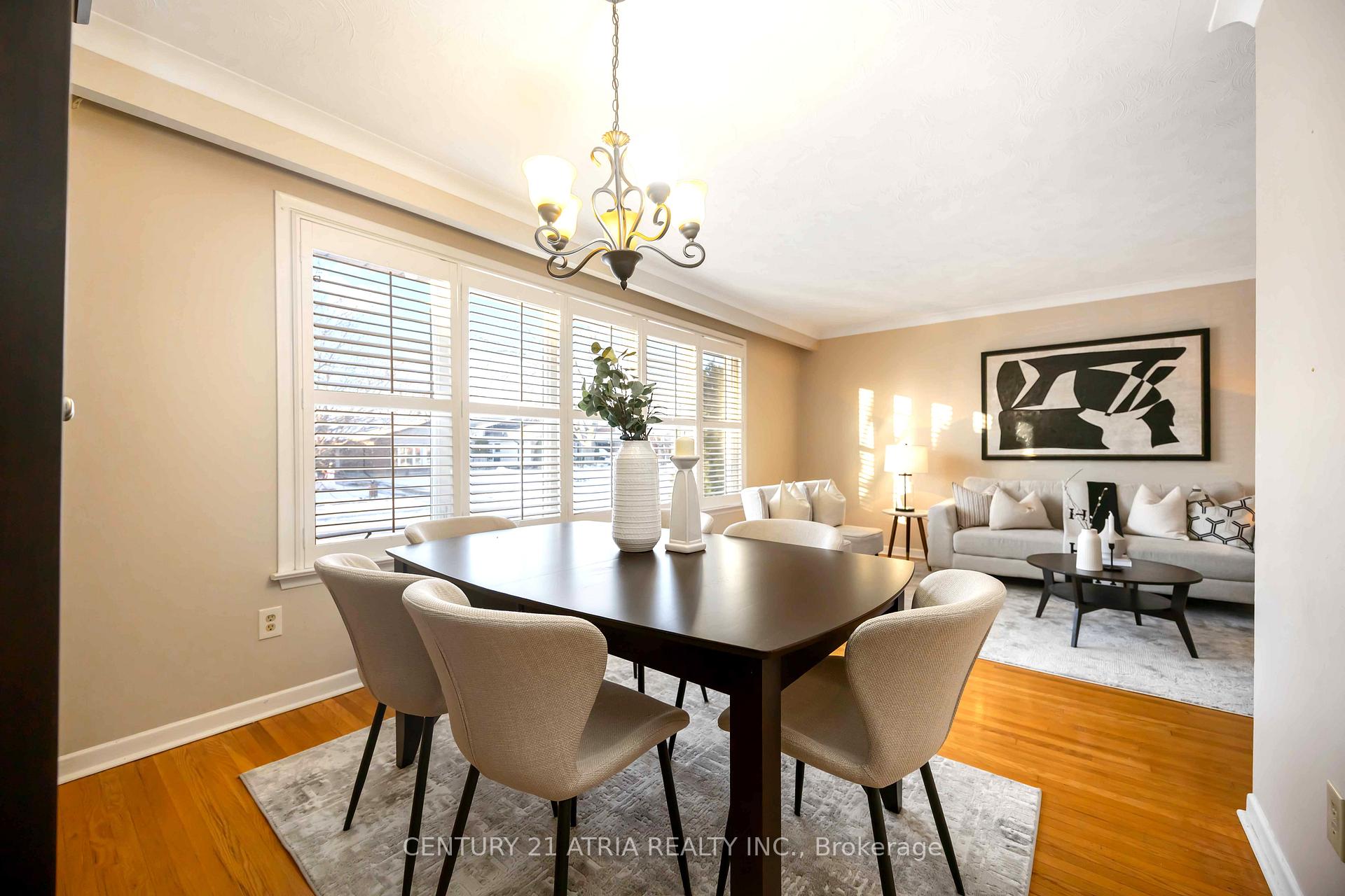 Photo 11 of 39 Amberdale Drive, Scarborough, Bendale — HOMEH
