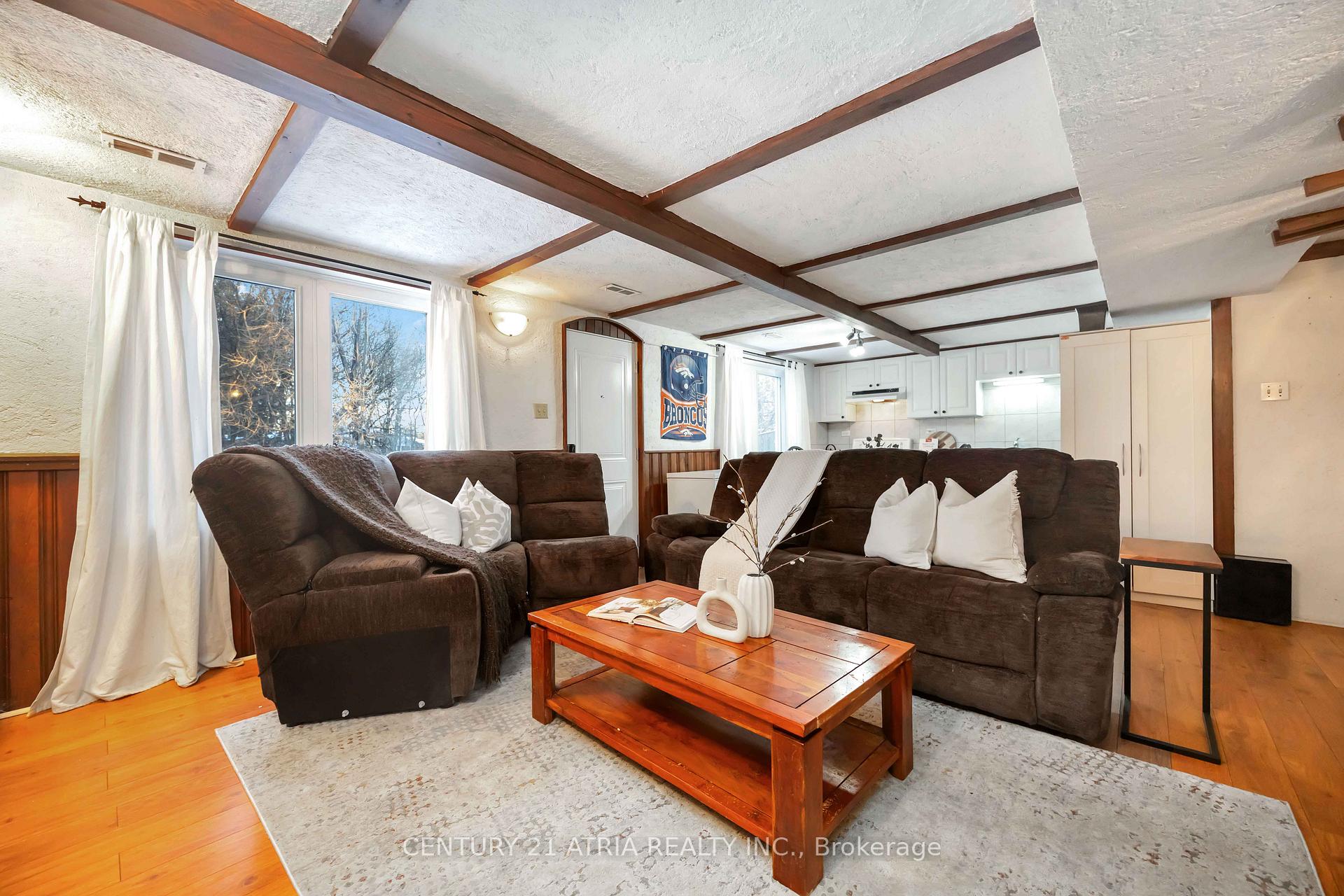 Photo 33 of 39 Amberdale Drive, Scarborough, Bendale — HOMEH
