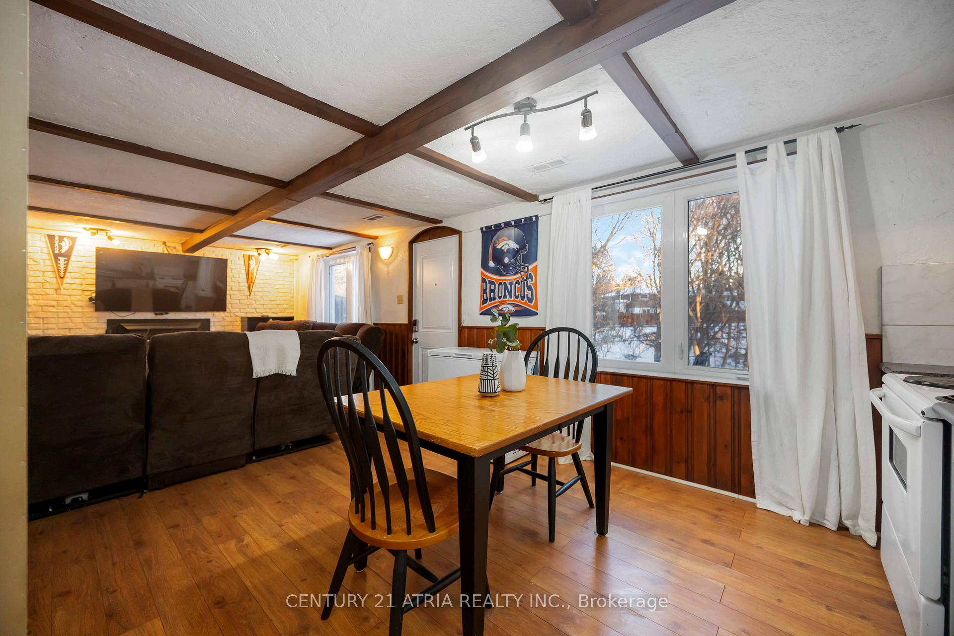 Photo 36 of 39 Amberdale Drive, Scarborough, Bendale — HOMEH