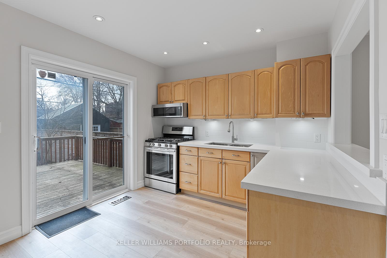 Photo 14 of 31 Kerr Road, Toronto, Greenwood-Coxwell — HOMEH