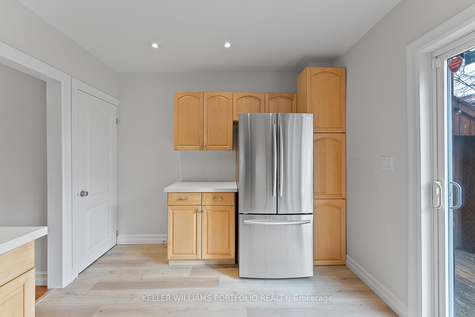 Photo 18 of 31 Kerr Road, Toronto, Greenwood-Coxwell — HOMEH