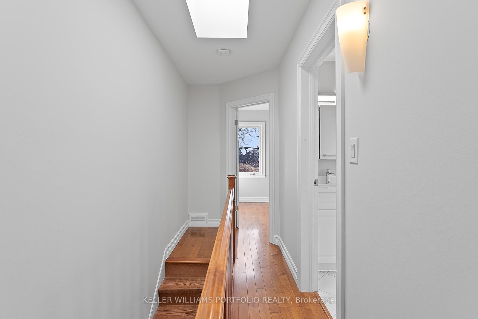 Photo 20 of 31 Kerr Road, Toronto, Greenwood-Coxwell — HOMEH