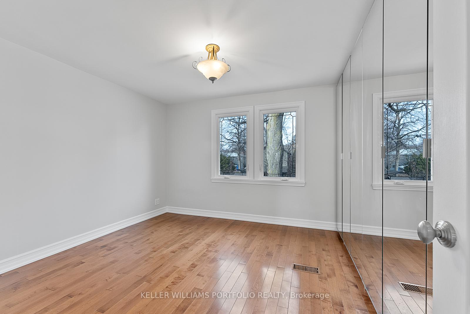 Photo 21 of 31 Kerr Road, Toronto, Greenwood-Coxwell — HOMEH