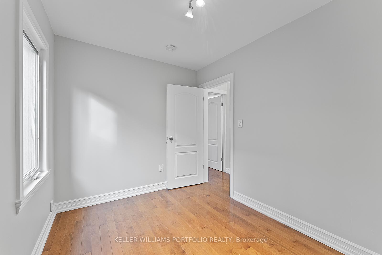 Photo 26 of 31 Kerr Road, Toronto, Greenwood-Coxwell — HOMEH