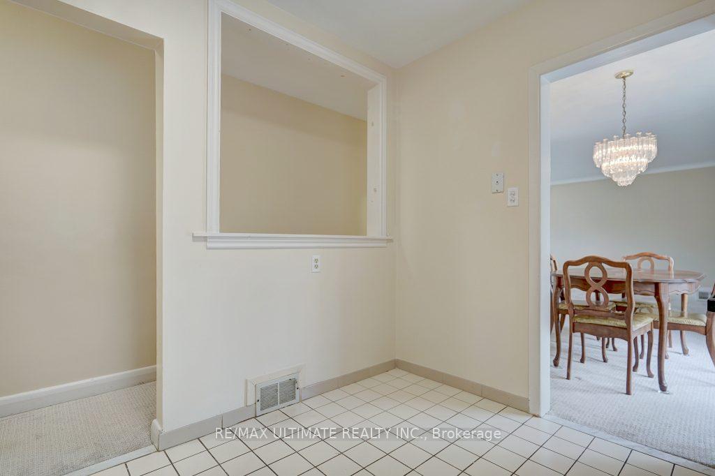 Photo 10 of 111 Rexleigh Drive, Toronto, O'Connor-Parkview — HOMEH