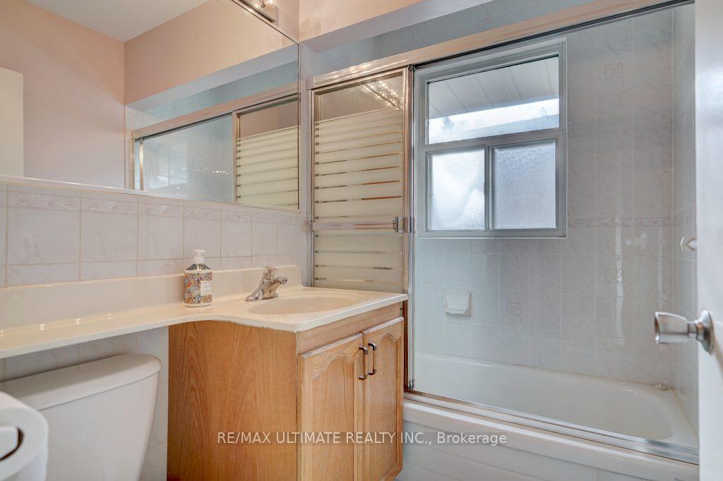 Photo 21 of 111 Rexleigh Drive, Toronto, O'Connor-Parkview — HOMEH