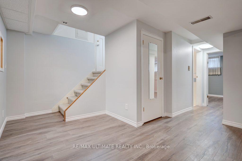 Photo 23 of 111 Rexleigh Drive, Toronto, O'Connor-Parkview — HOMEH