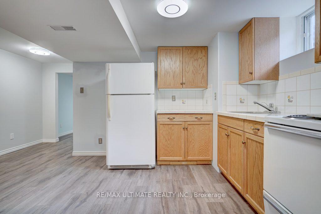 Photo 24 of 111 Rexleigh Drive, Toronto, O'Connor-Parkview — HOMEH