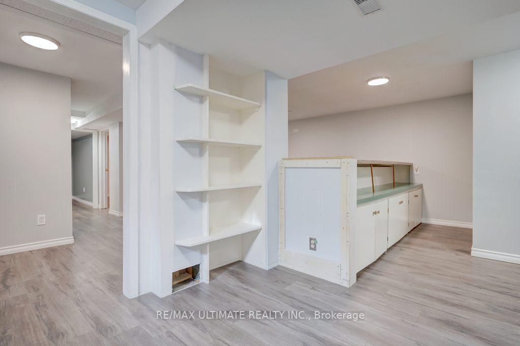 Photo 28 of 111 Rexleigh Drive, Toronto, O'Connor-Parkview — HOMEH