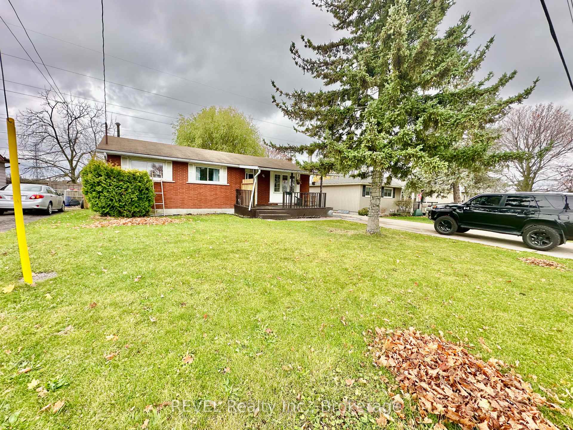 Photo 1 of 33 Deerfield Parkway, Thorold, Allanburg/Thorold South — HOMEH
