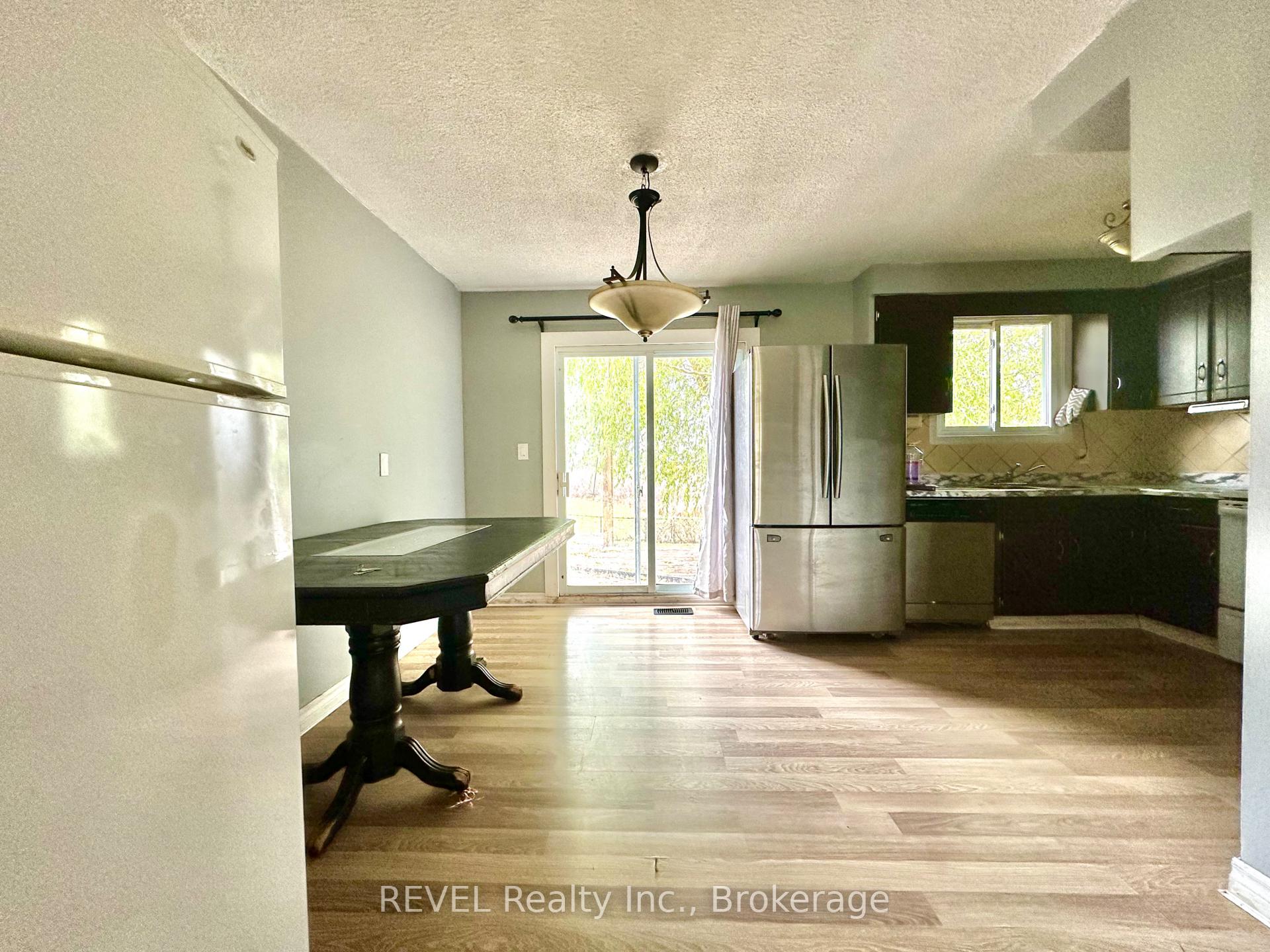Photo 4 of 33 Deerfield Parkway, Thorold, Allanburg/Thorold South — HOMEH
