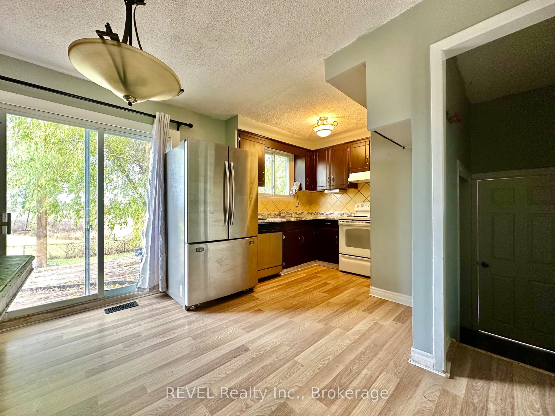 Photo 6 of 33 Deerfield Parkway, Thorold, Allanburg/Thorold South — HOMEH