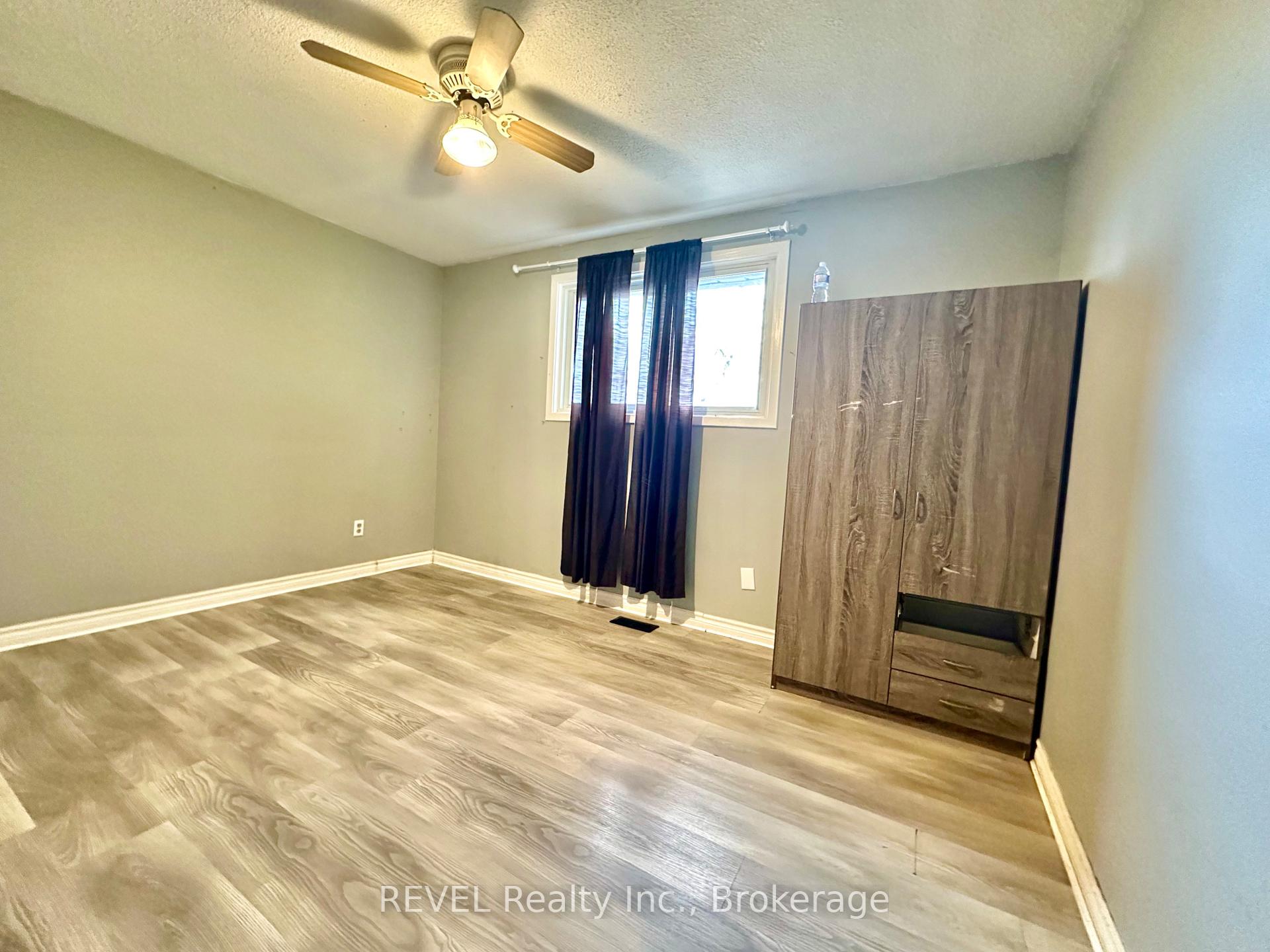 Photo 9 of 33 Deerfield Parkway, Thorold, Allanburg/Thorold South — HOMEH