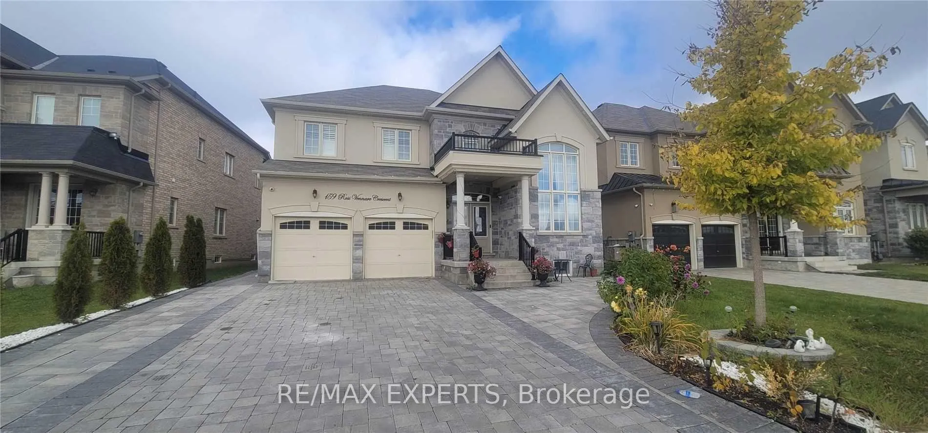Photo 1 of Unit Bsmt, 159 Ross Vennare Crescent, Vaughan, Kleinburg — HOMEH